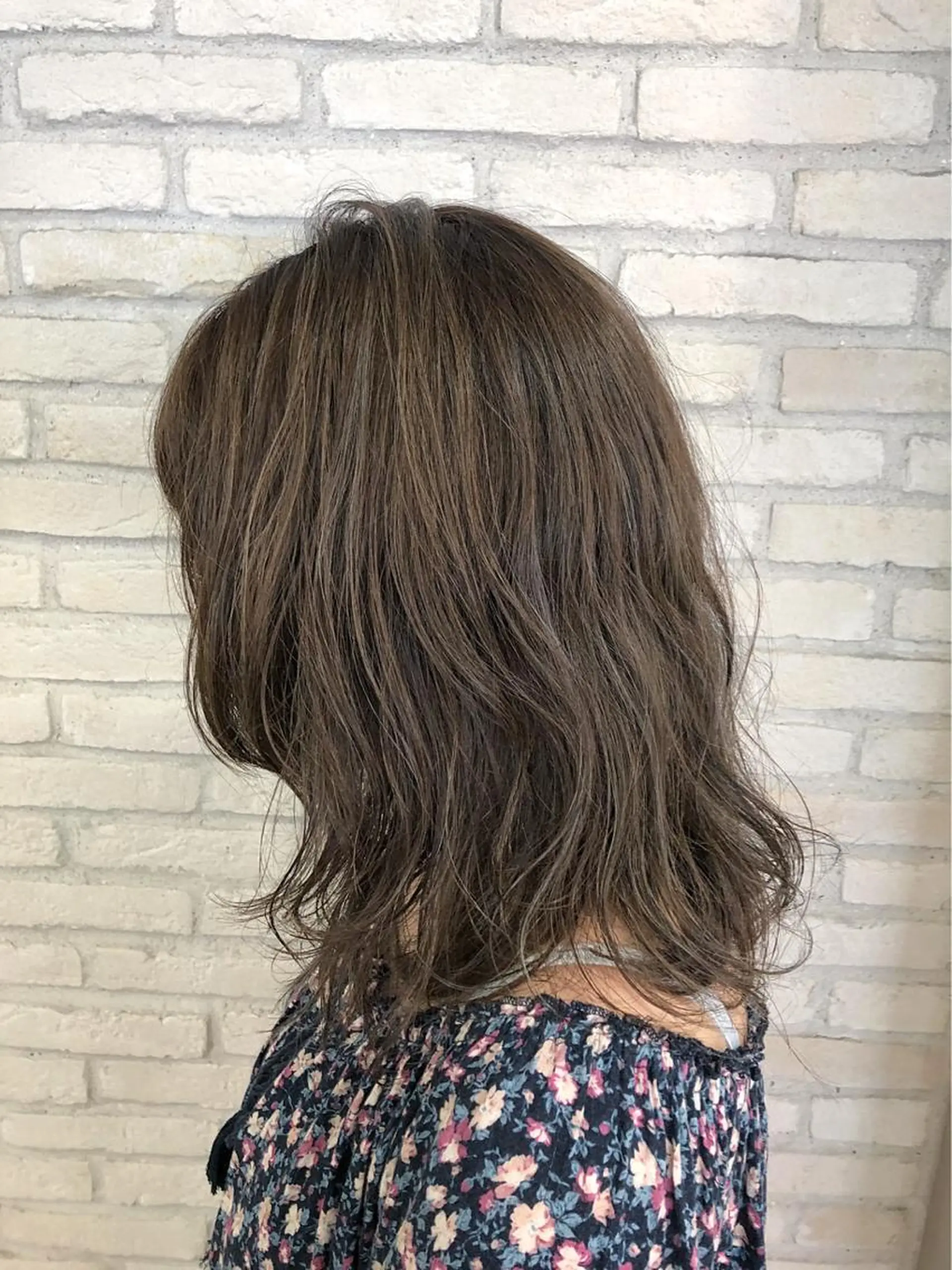 ミディアム カラー パーマ ミディアムパーマ ハイライトカラー ハイライト HAUS 片山みほのヘアスタイル