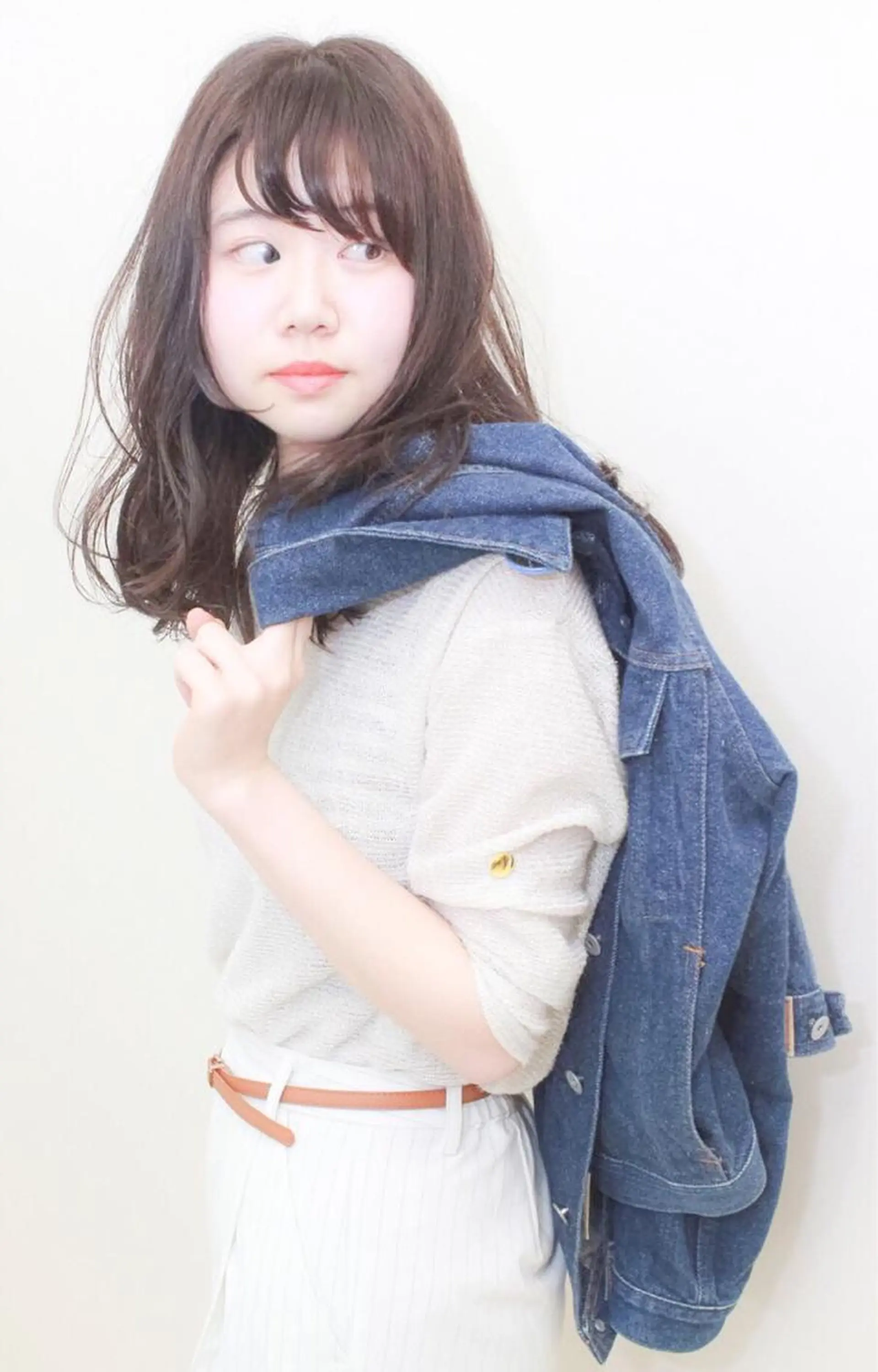 セミロング 伊藤 裕貴のヘアスタイル