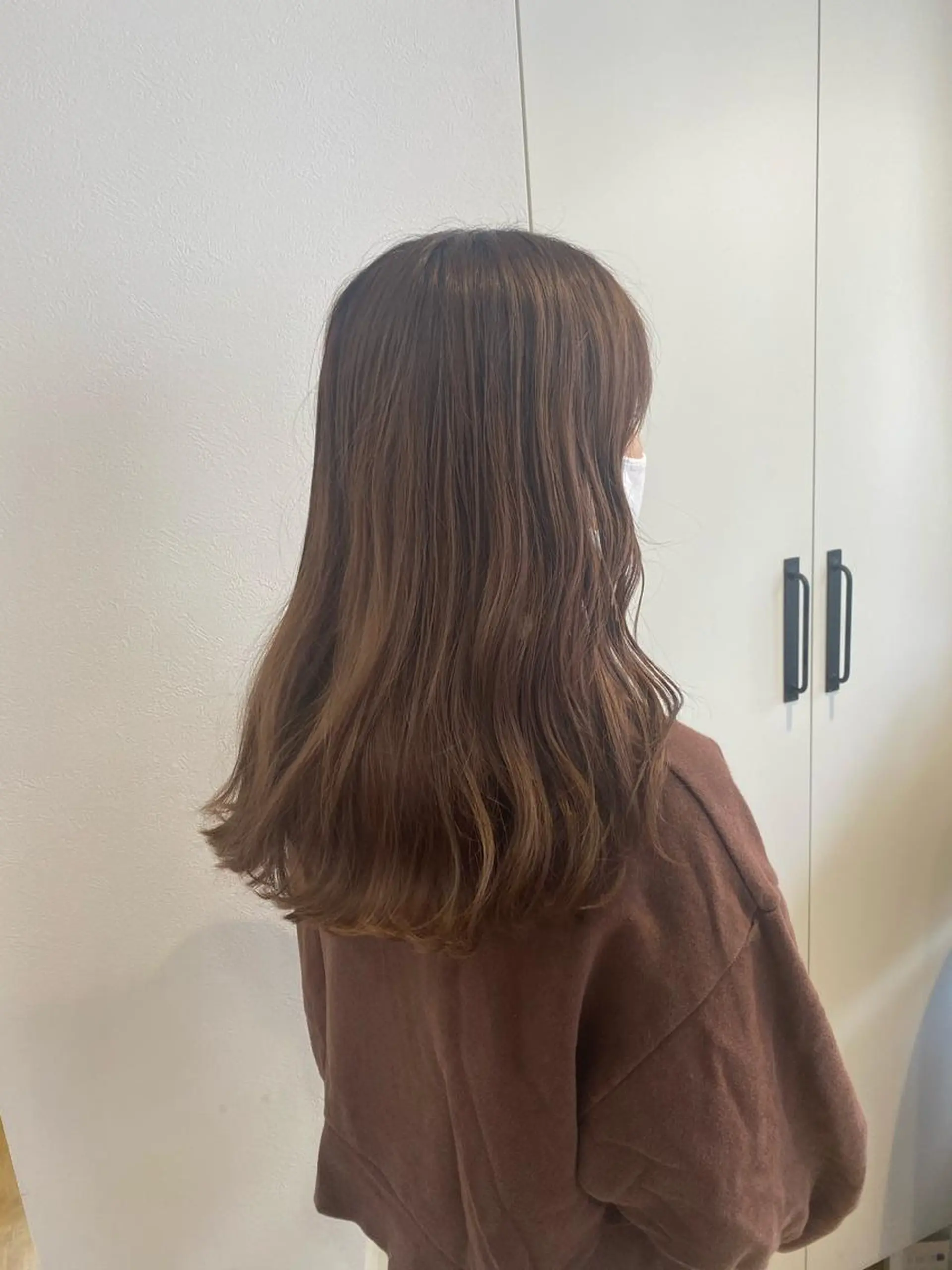 セミロング カラー ダブルカラー ハイライトカラー ハイライト ヘアカラー トリートメント Kazu .Kのヘアスタイル