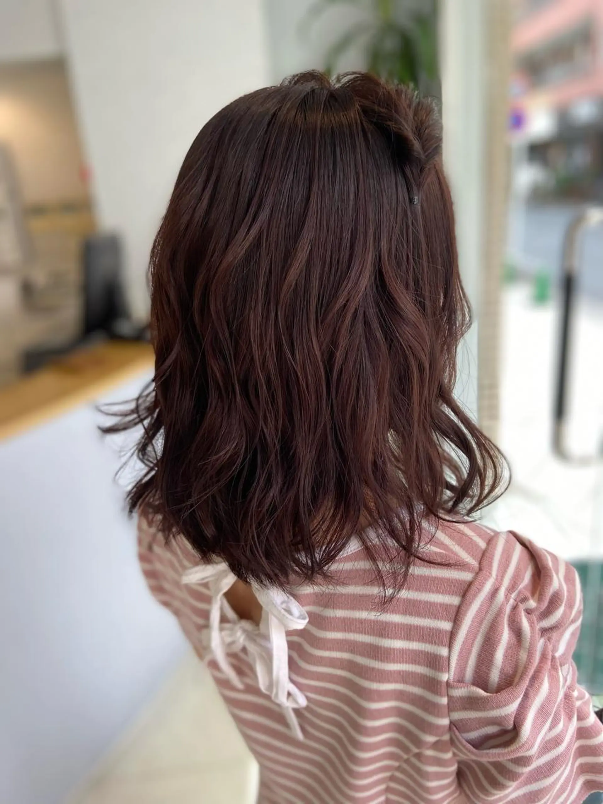 ミディアム カラー ブラウンカラー ピンクカラー ピンクブラウン ヘアカラー トリートメント 菊地 美憂のヘアスタイル