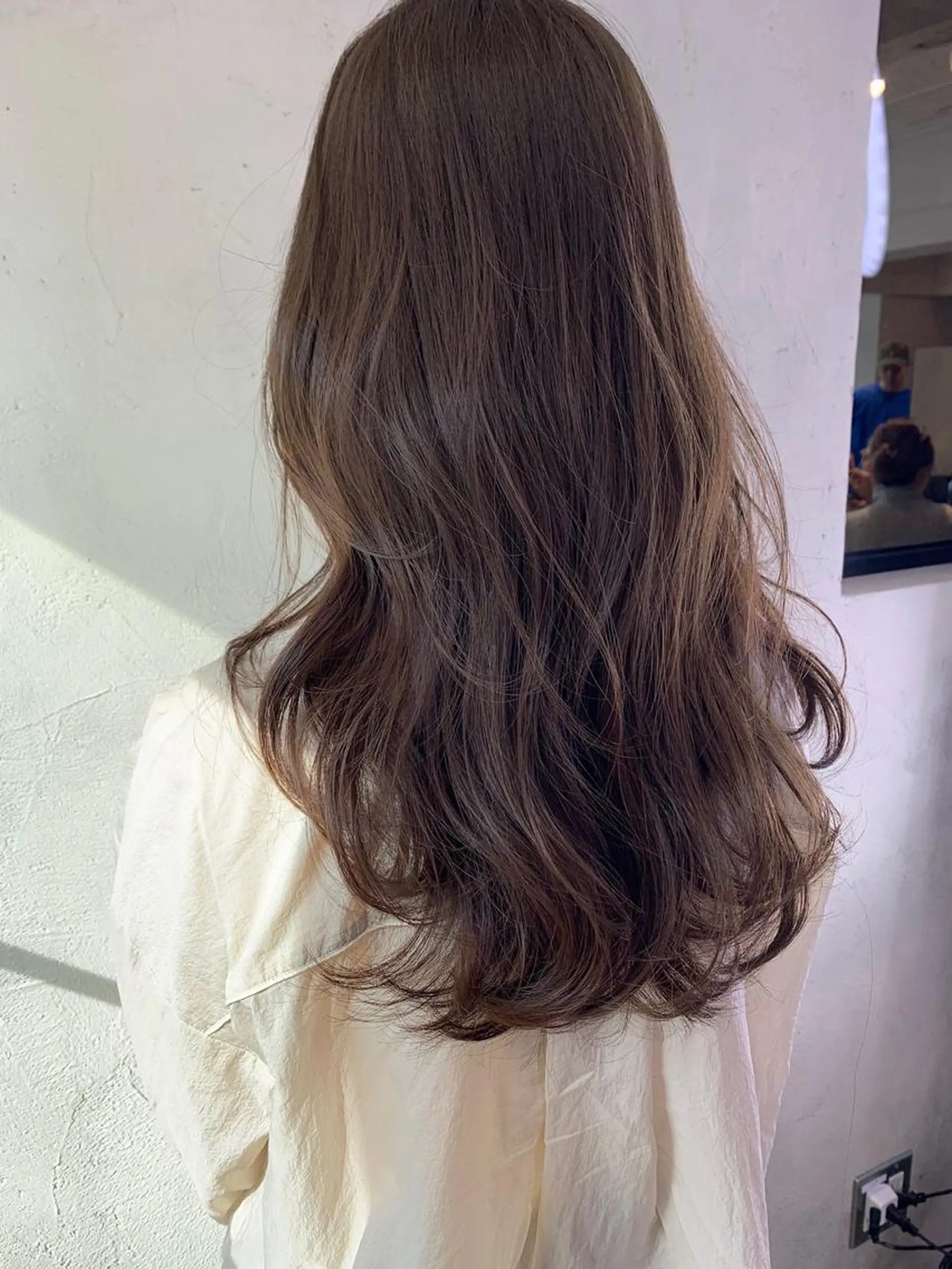セミロング カラー ベージュカラー オリーブベージュ レイヤーカット カット ヘアカラー トリートメント 似合わせ特化🌷 kasumiのヘアスタイル