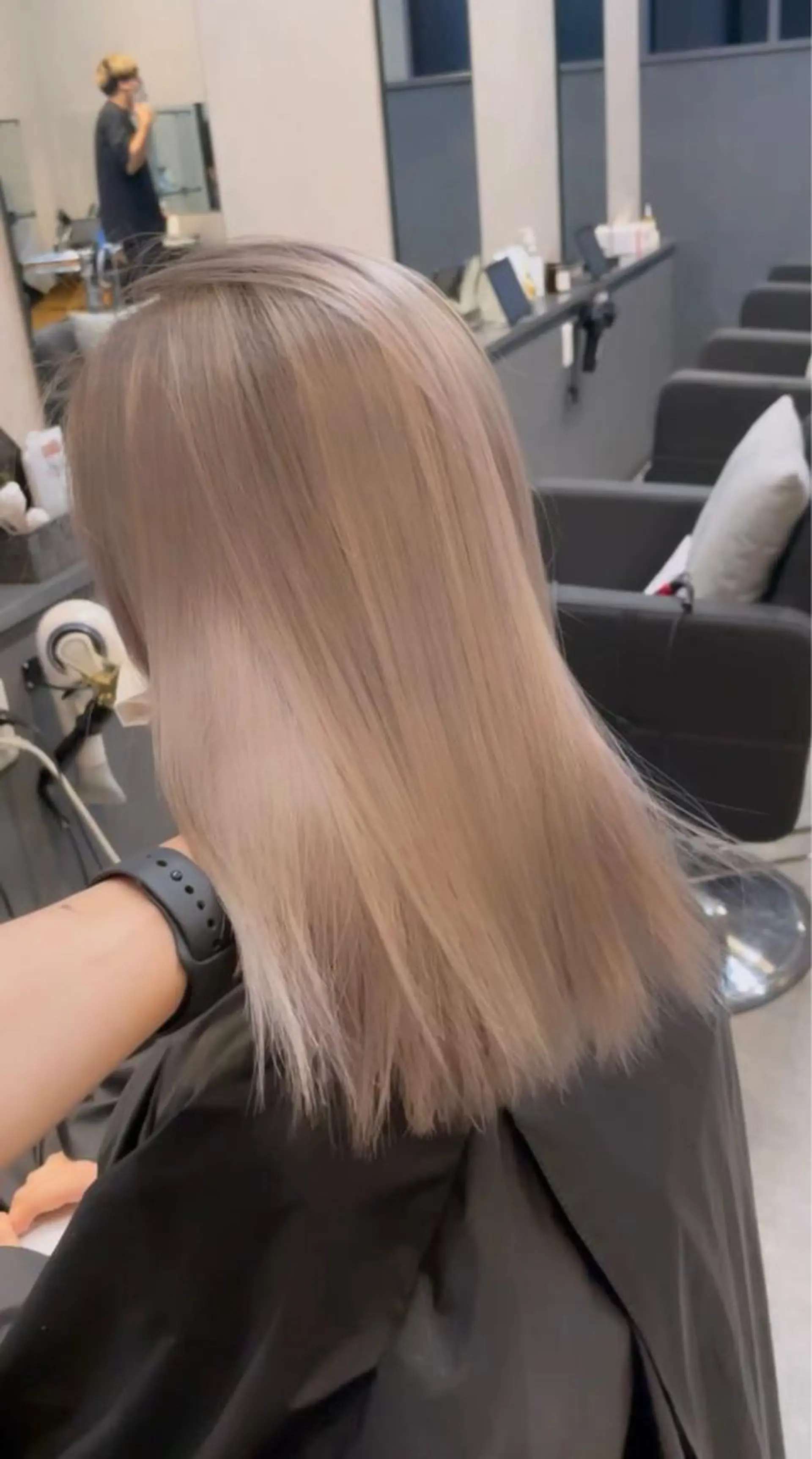 ミディアム 田中 聖也のヘアスタイル