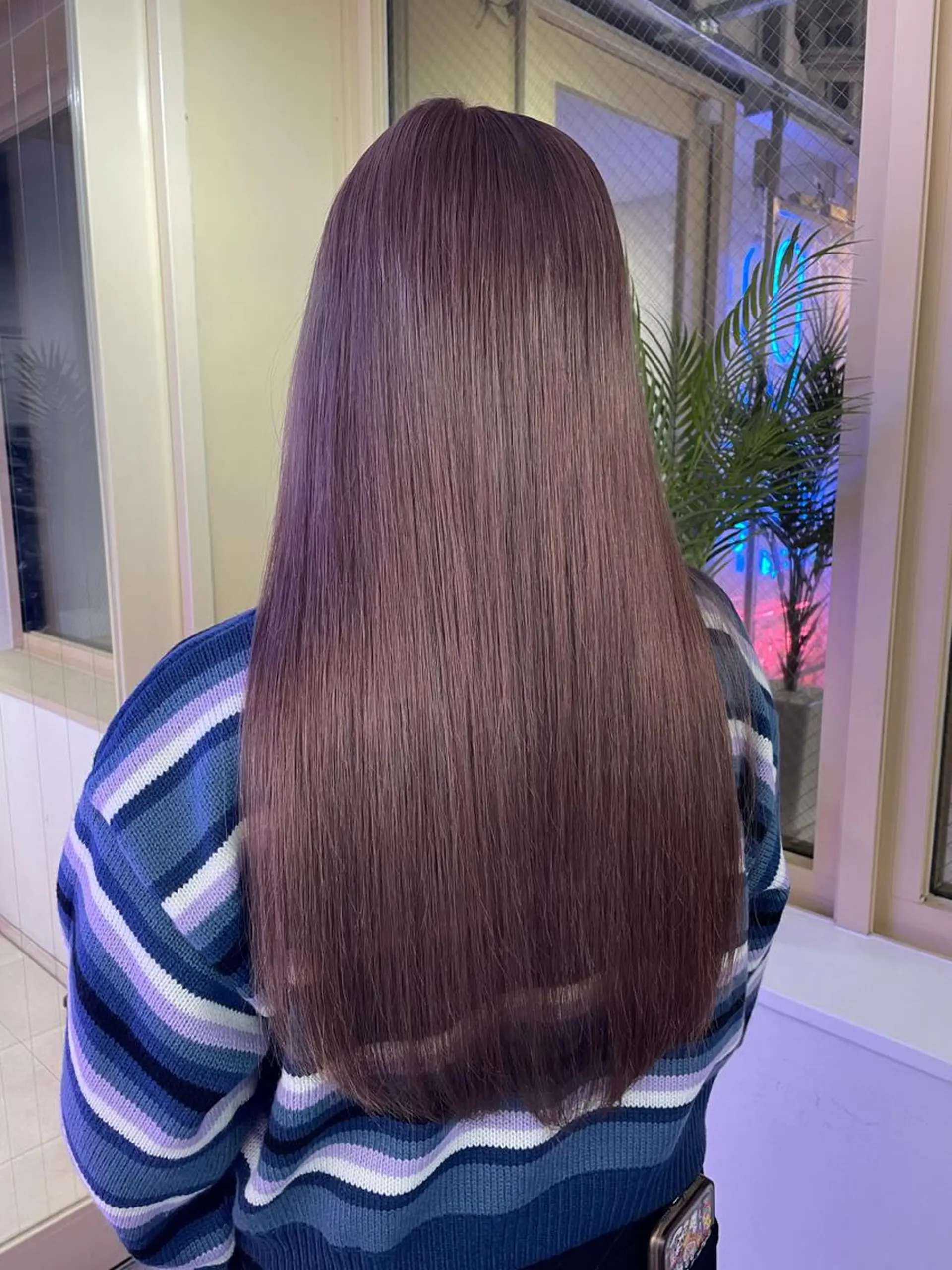 ロング カラー ブリーチ 透明感カラー ピンクカラー ホワイトピンク ヘアカラー 縮毛矯正 トリートメント 🌈プルエクステ& ハイトーン🌈関飛鳥のヘアスタイル