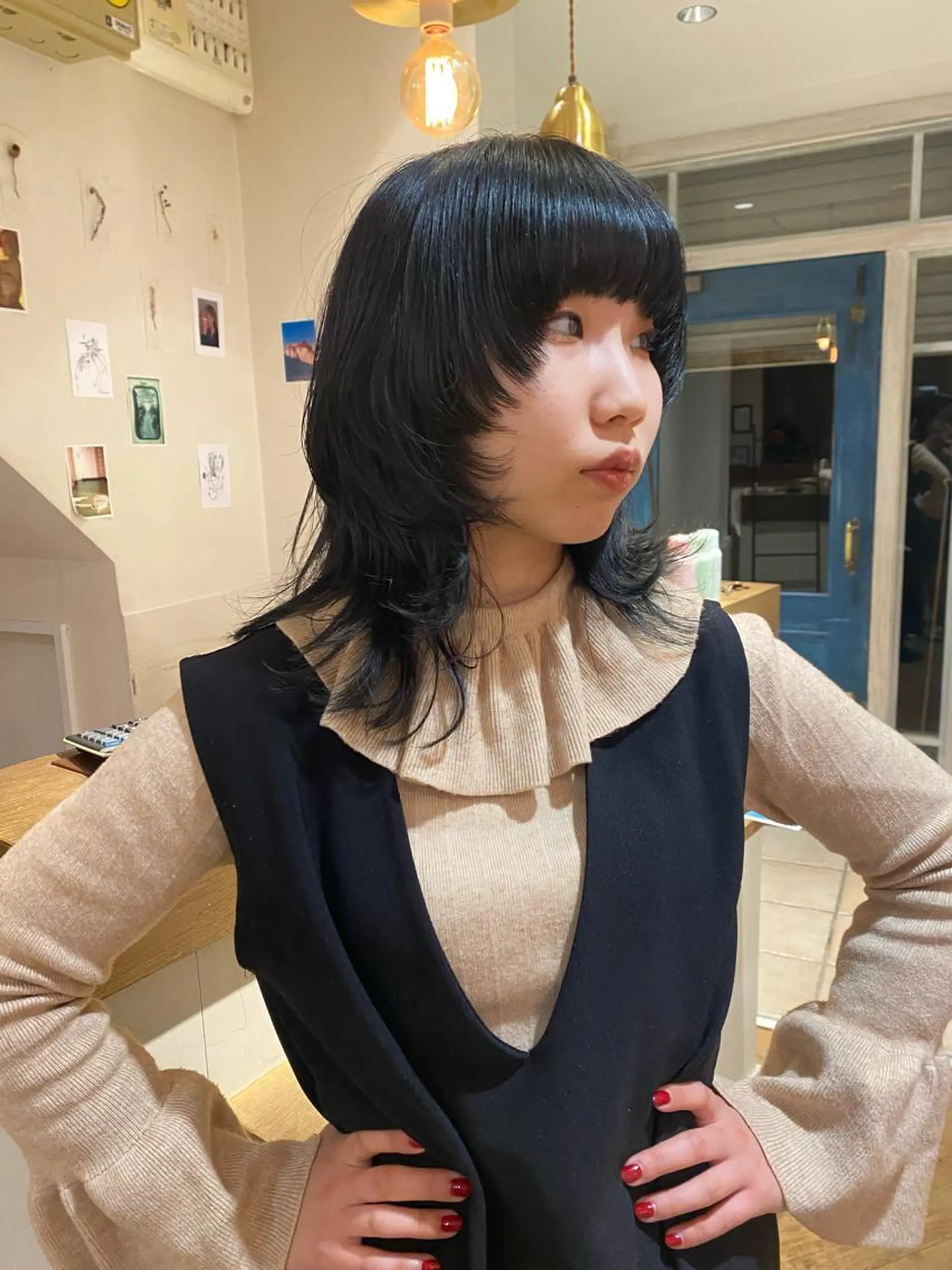 ミディアム saya🌿レイヤー カット/透明感カラーのヘアスタイル