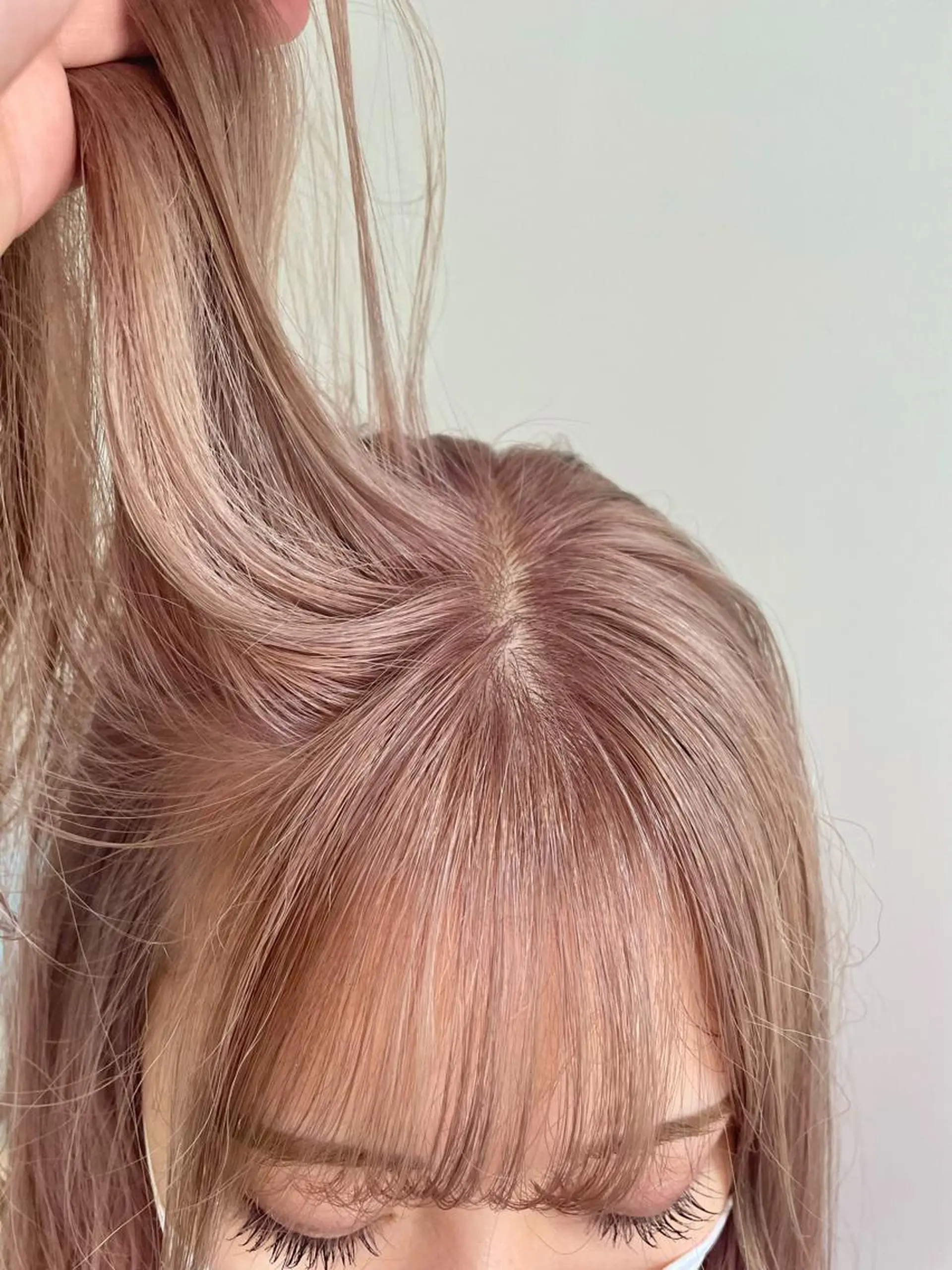 カラー ブロンド エステ 🎀ボブ＋ハイトーン シュカ👶🏻のヘアスタイル