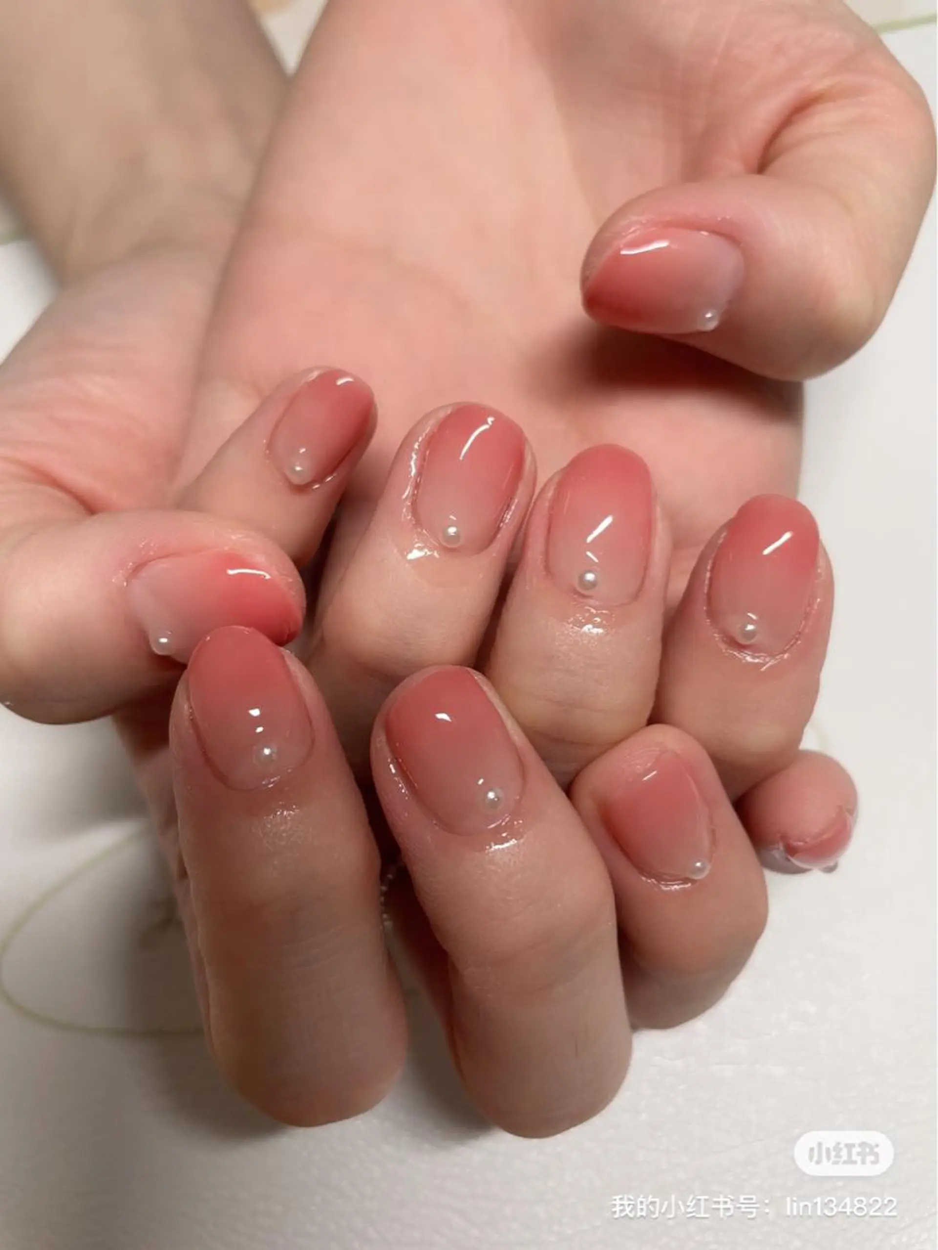 ネイル グラデーション ピンク 夏ネイル エン Nail salonのネイルデザイン