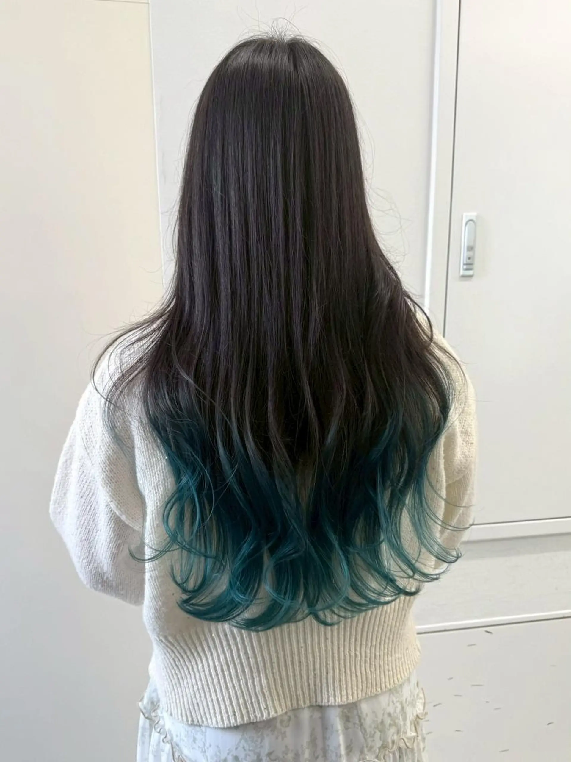 カラー ロング アディクシーカラー アッシュ ブルーカラー ダークアッシュ グレージュ 【公式】amble luxe池袋東口🩷のヘアスタイル