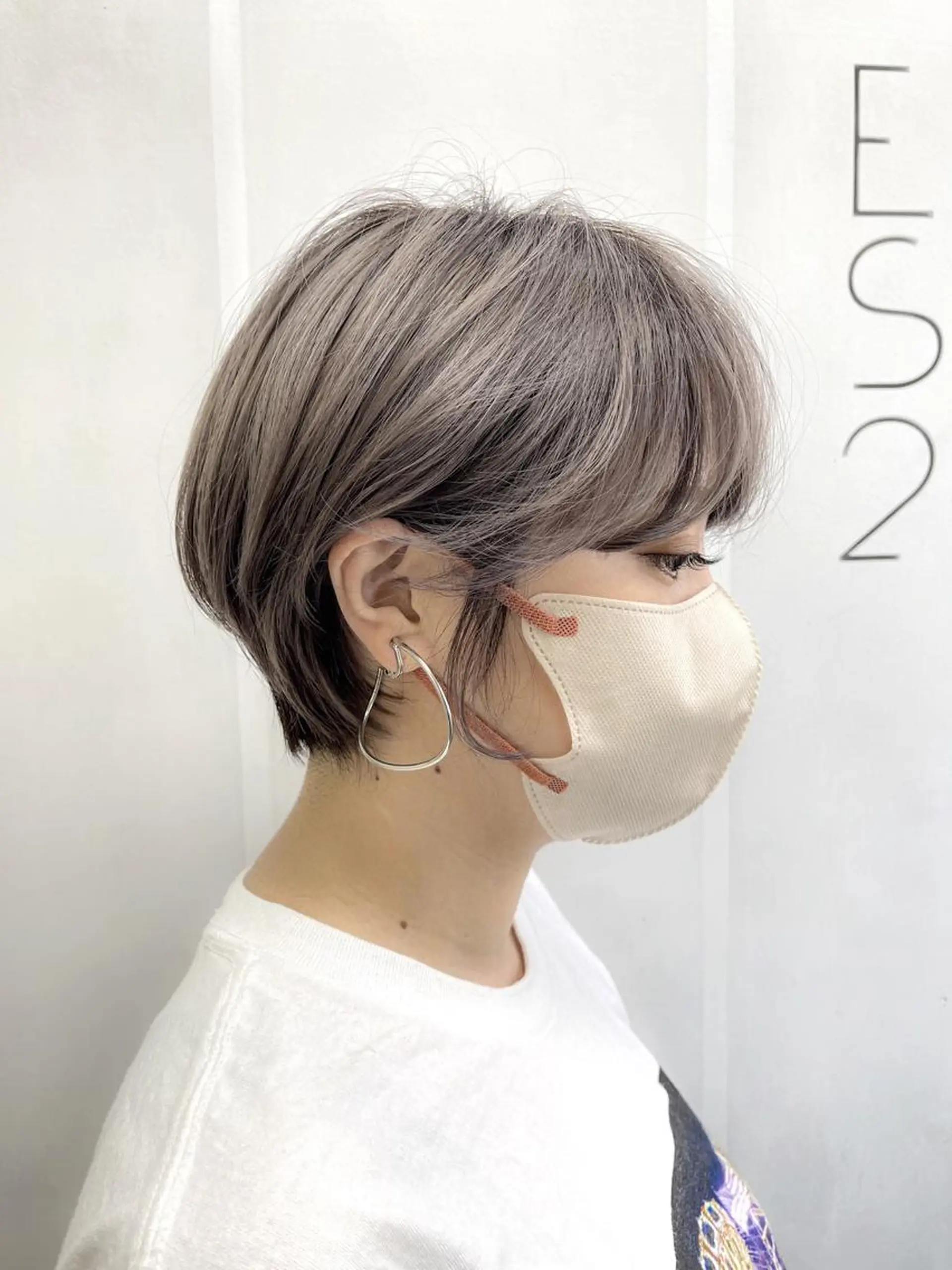 ショート カラー ブリーチ ケアブリーチ ダブルカラー シルバー 似合わせカット OAK溝の口 𖠋SHINYAのヘアスタイル