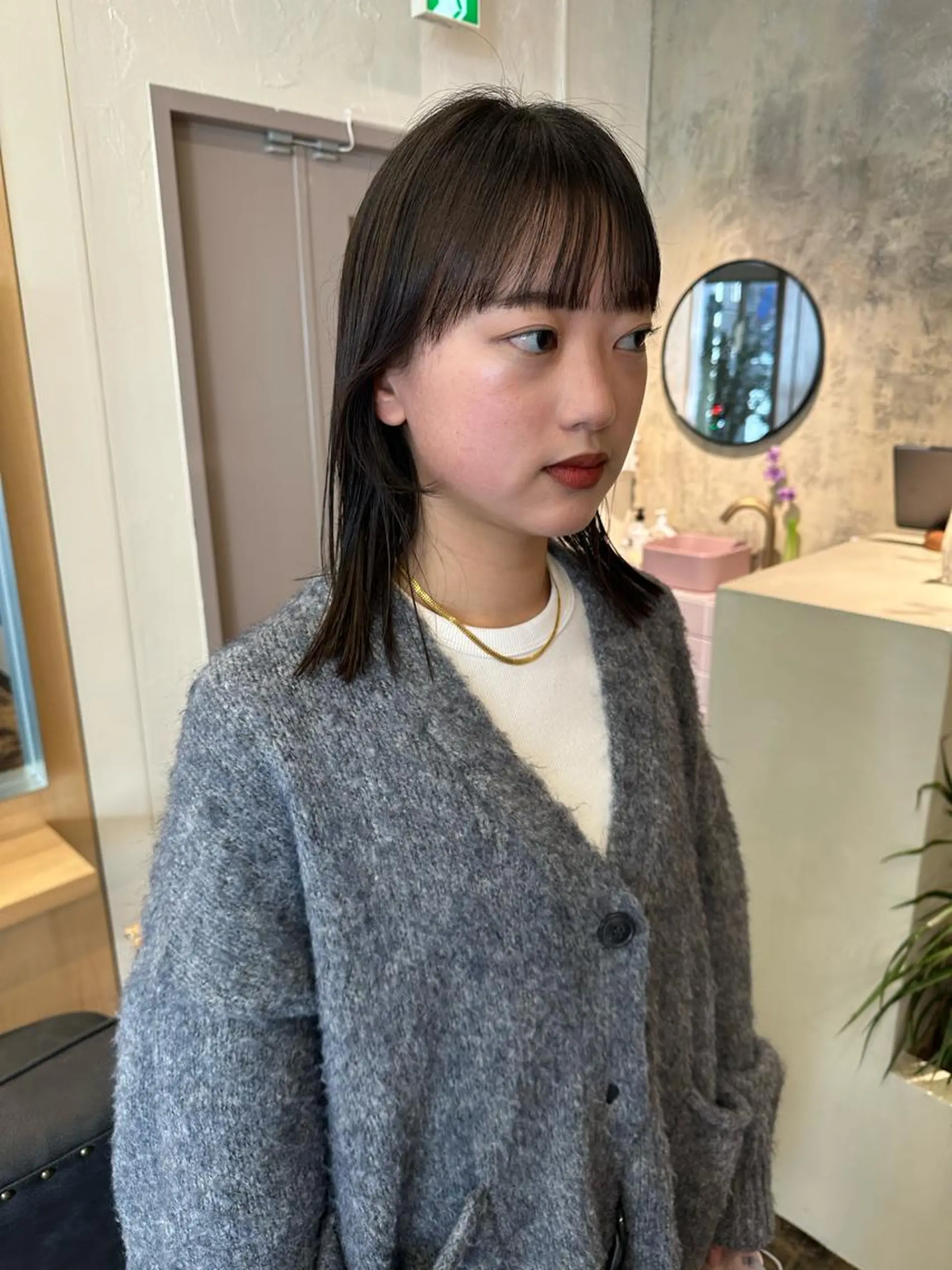 ミディアム yupi🐈‍⬛ レイヤー/パーマのヘアスタイル