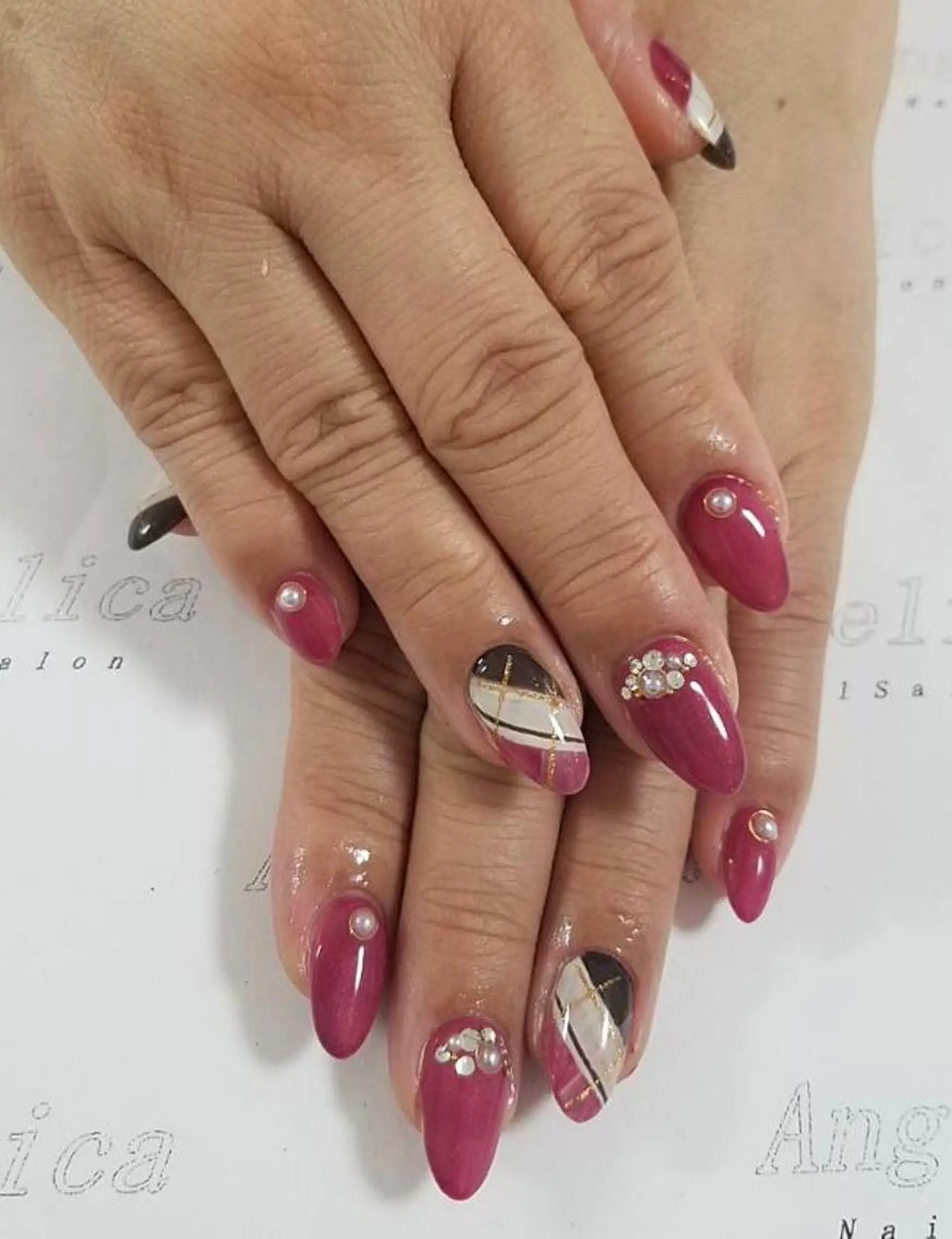 ネイル ハンドネイル Angelica ネイリストのネイルデザイン