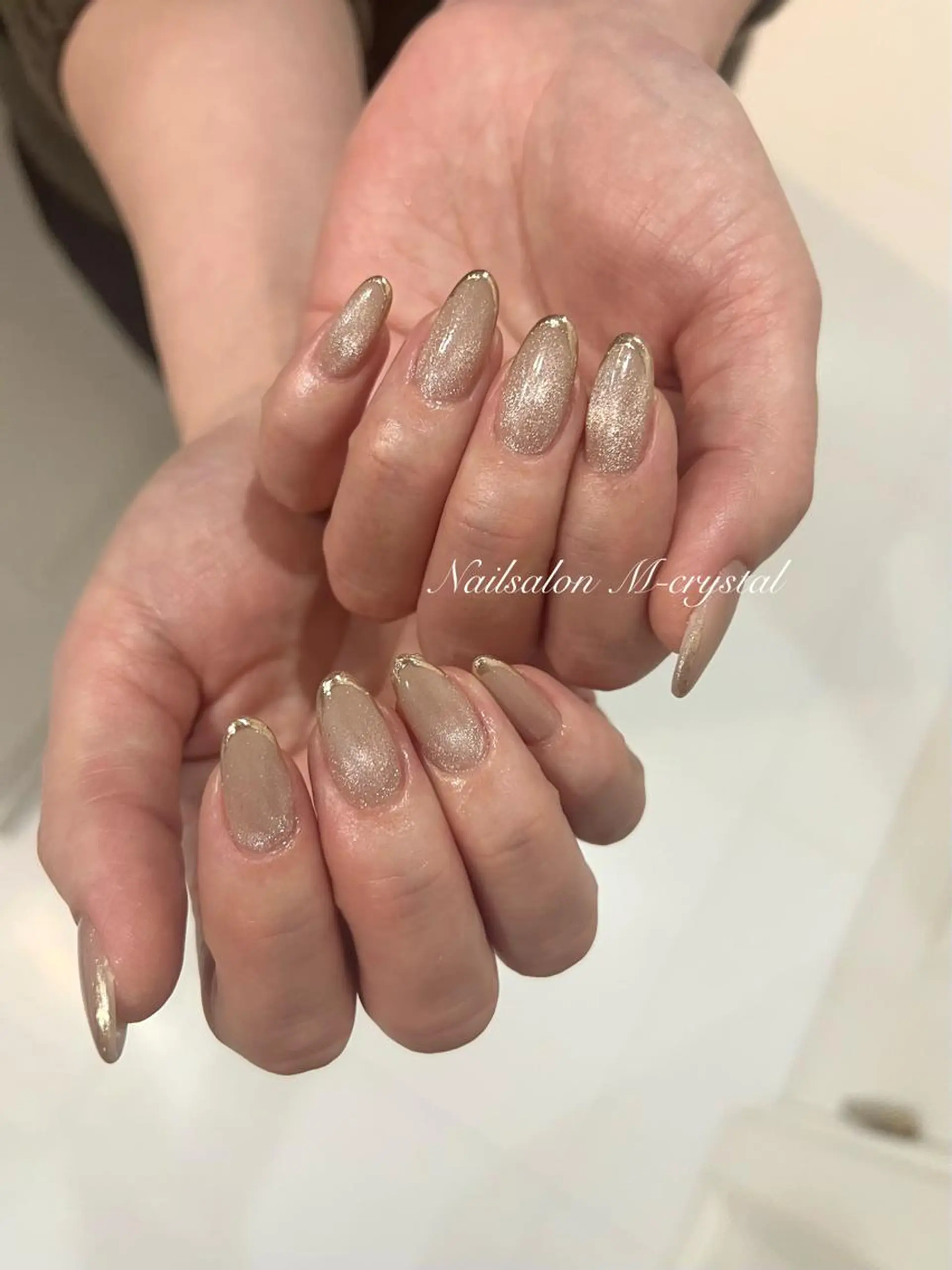 ミディアム Nailsalon M-crystalのネイルデザイン