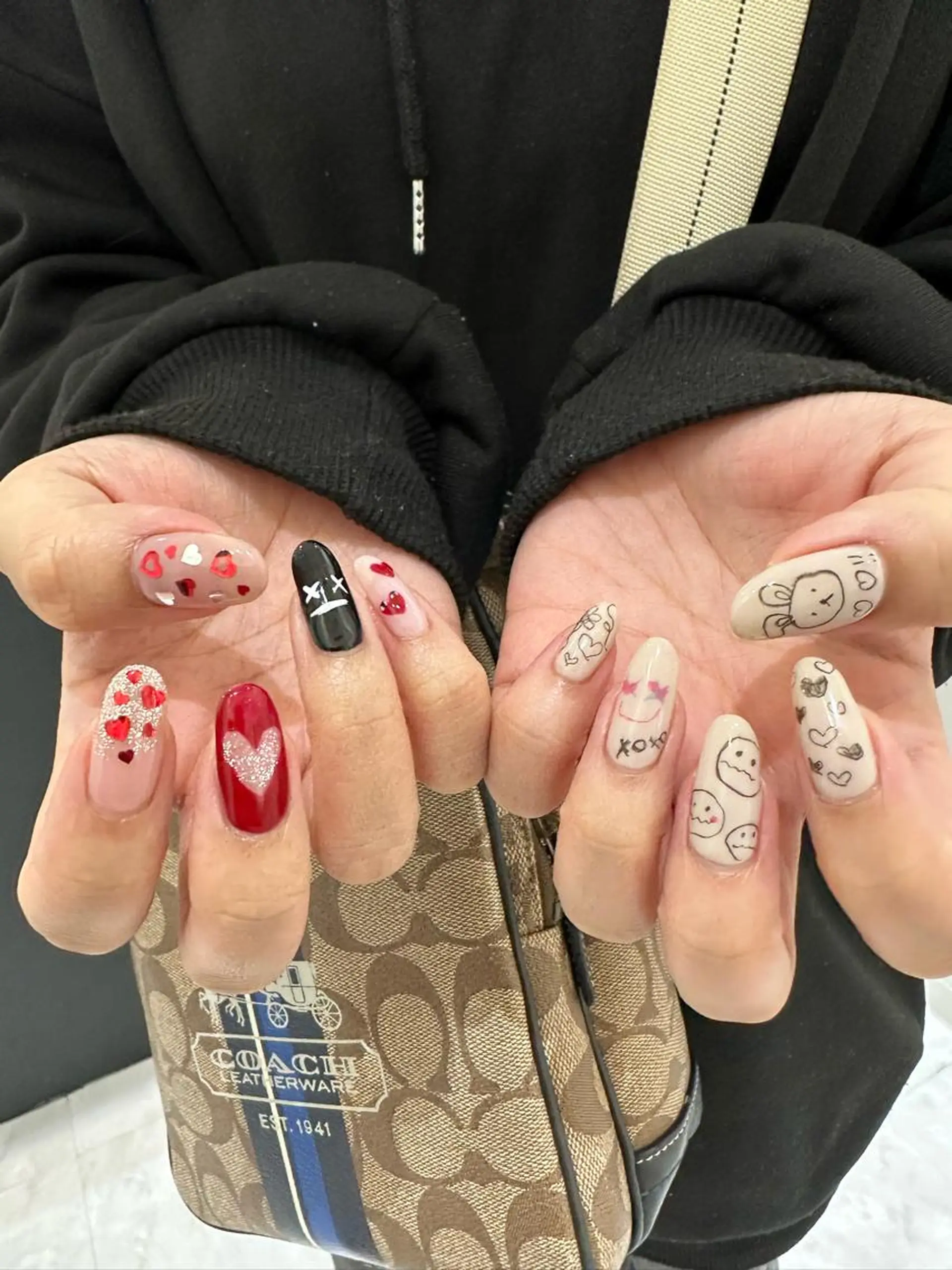 ネイル ハンドネイル フットネイル 個性派ネイル 🌼 ハルカ ♡のマツエク・マツパデザイン