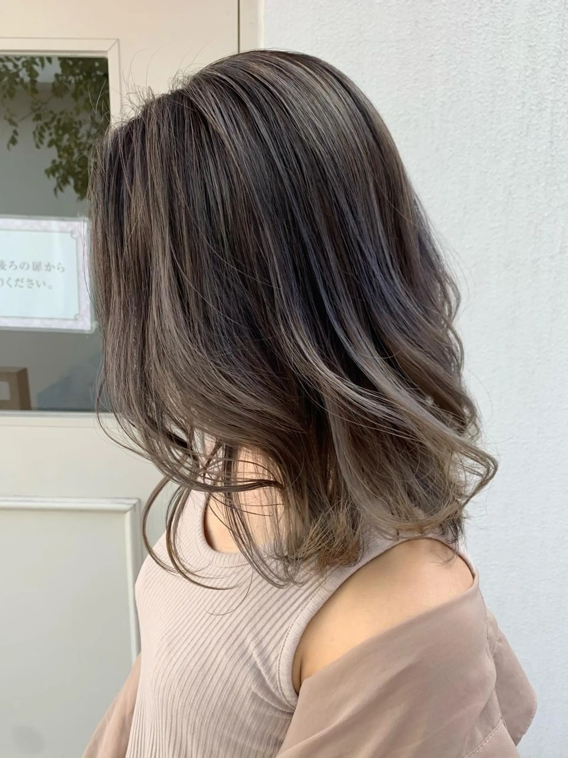 ショート カラー パーマ 中山 響希のヘアスタイル