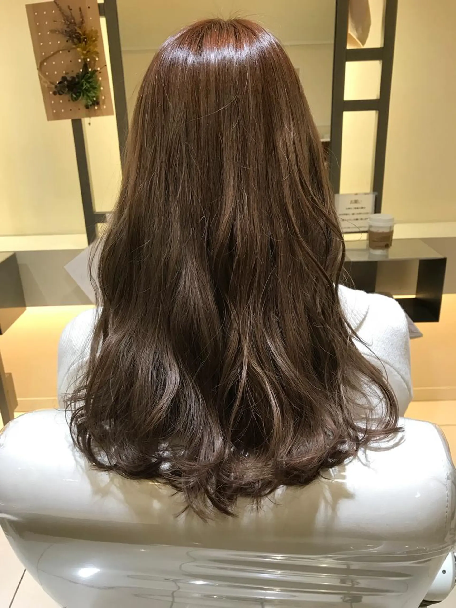 セミロング BiBi 藤野あゆみのヘアスタイル