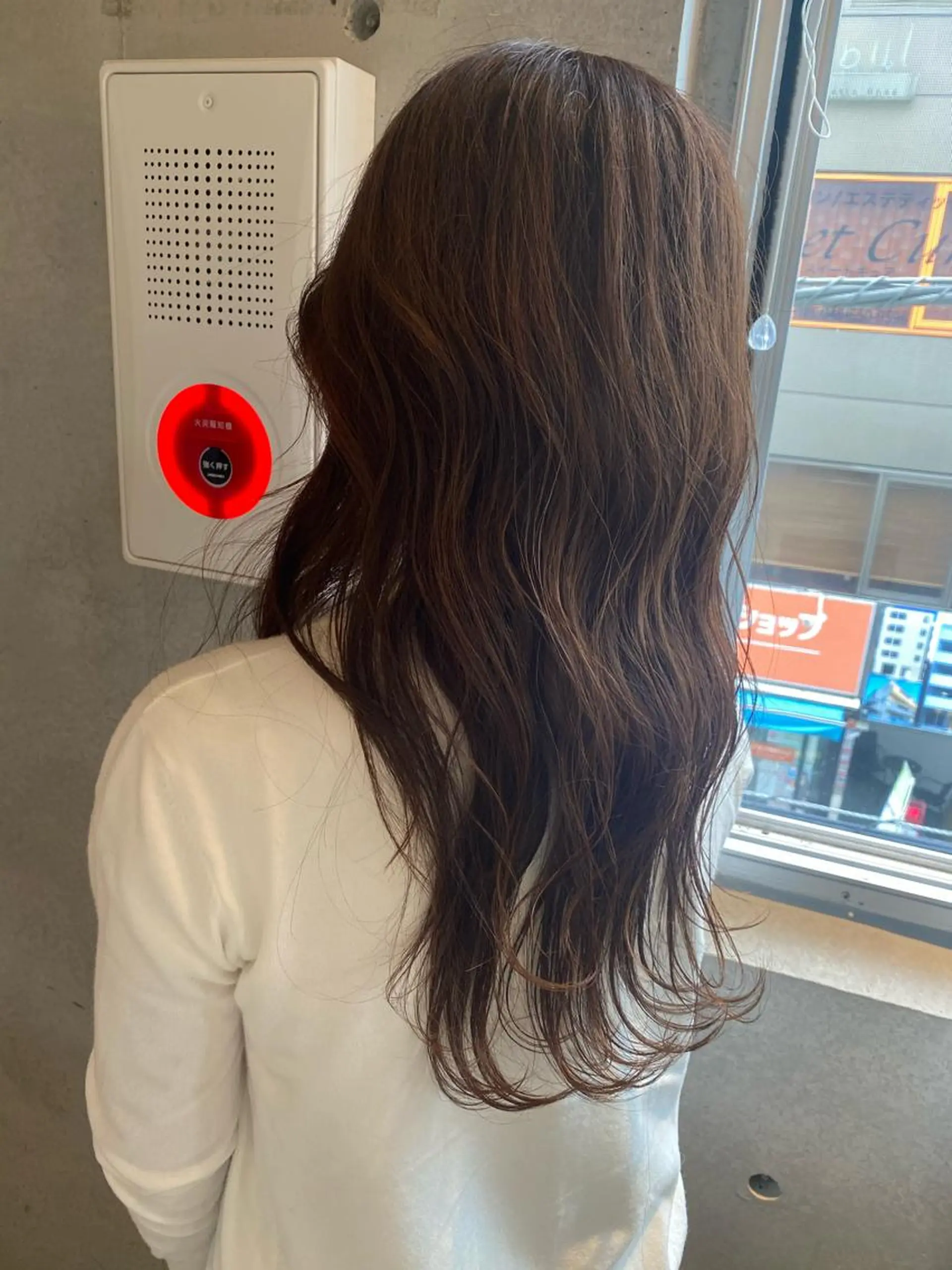 ロング アッシュ レイヤーカット カット ヘアカラー トリートメント 西山 恵太郎のヘアスタイル