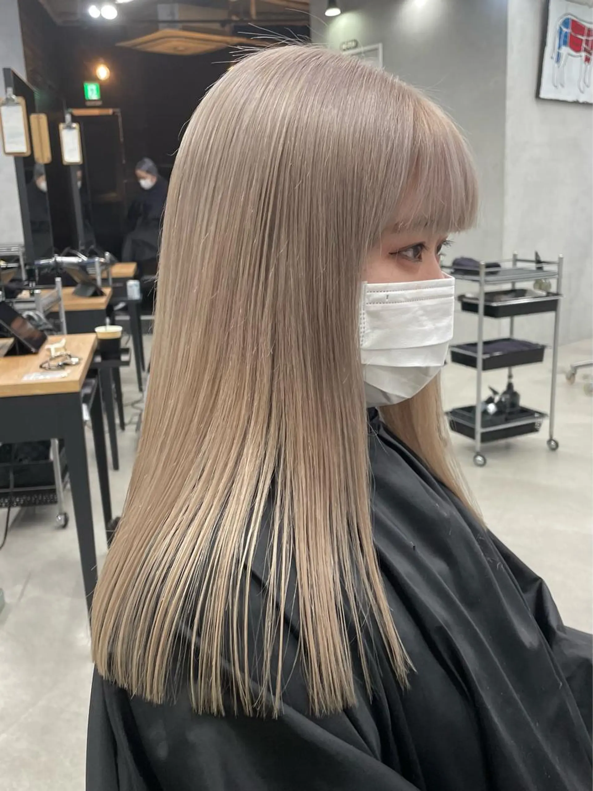 ロング カラー ヘアカラー トリートメント 韓国/ハイトーン/ ボブ🎀MIKU🎀のヘアスタイル