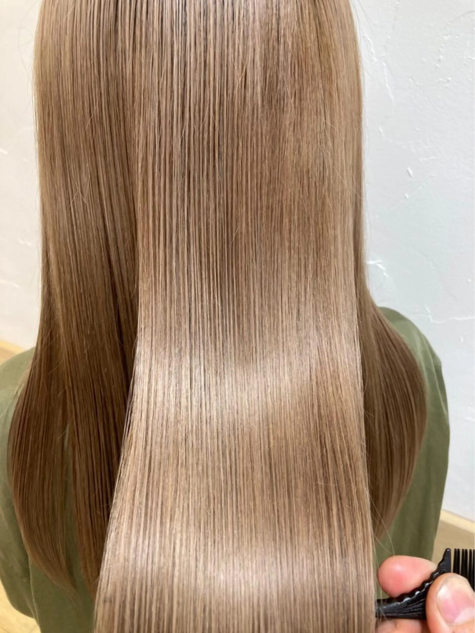 ロング 縮毛矯正 トリートメント 大山 晃介のヘアスタイル