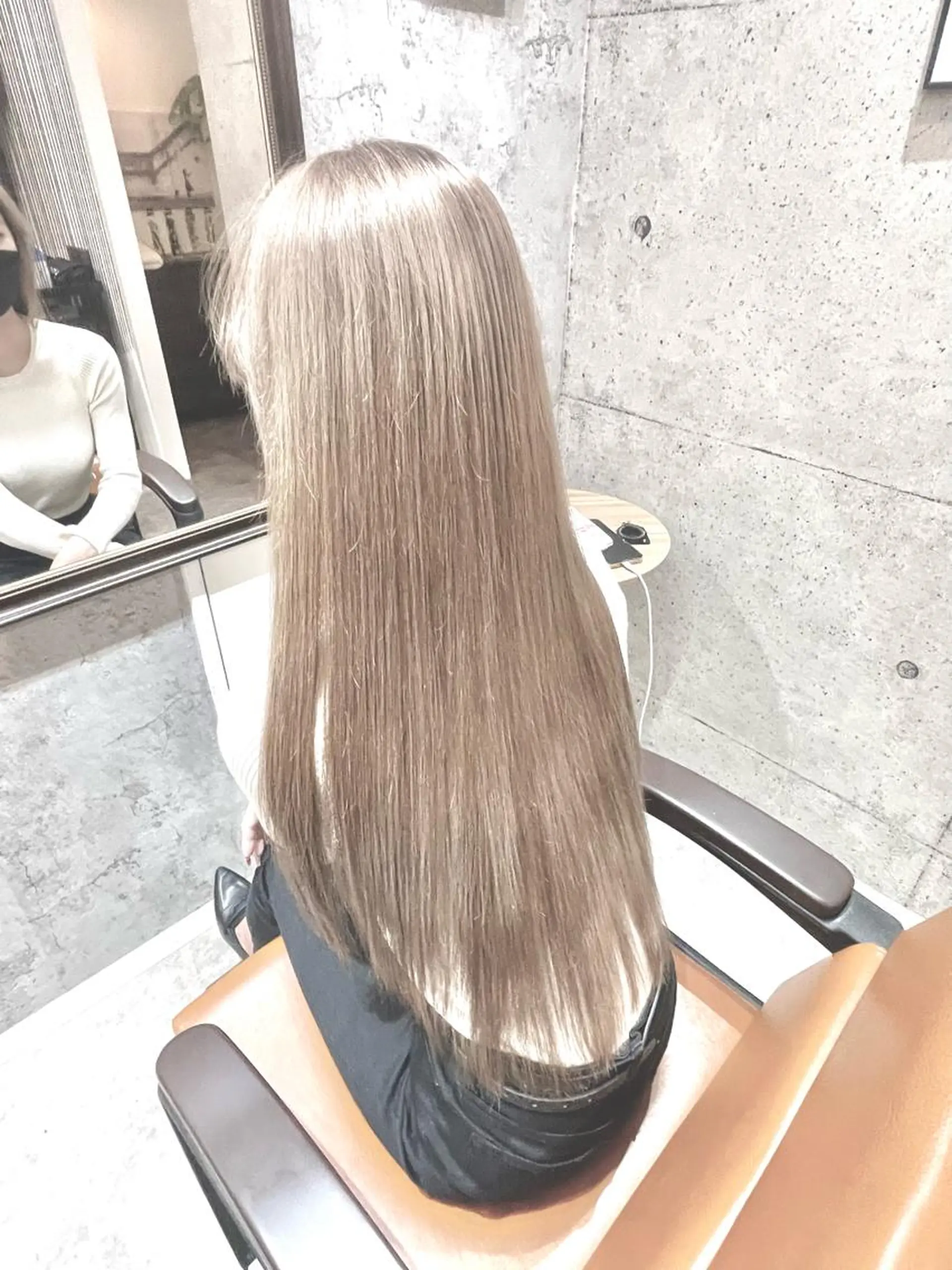 ロング ヘアカラー 🔷ブリーチバレイヤ ージュ🔷飯野達也のヘアスタイル