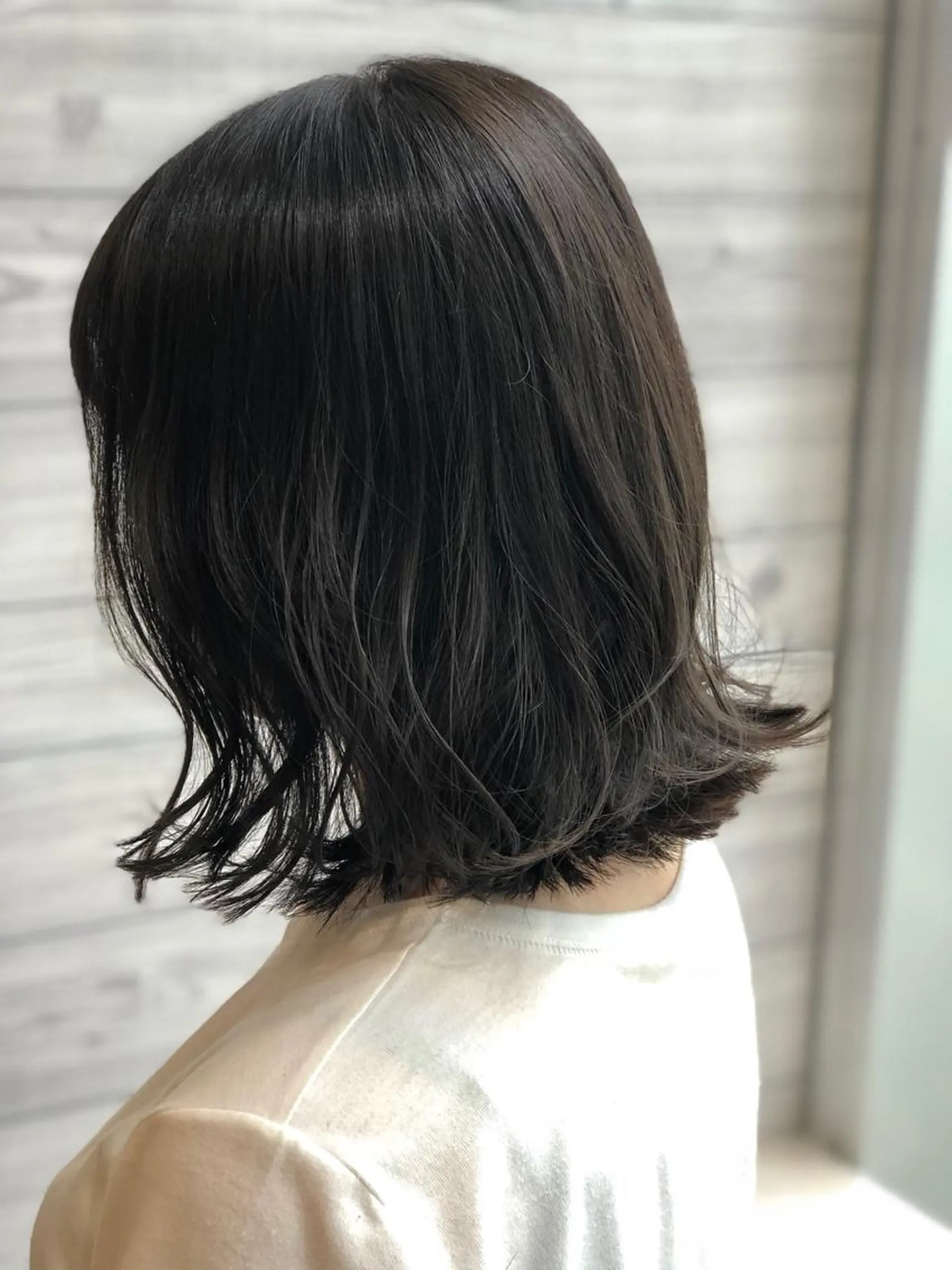 ミディアム カラー アッシュ ブルーカラー ブルージュ 透明感カラー グレージュ カット ヘアカラー トリートメント 縮毛矯正・髪質改善 人気No1🩶北島のヘアスタイル