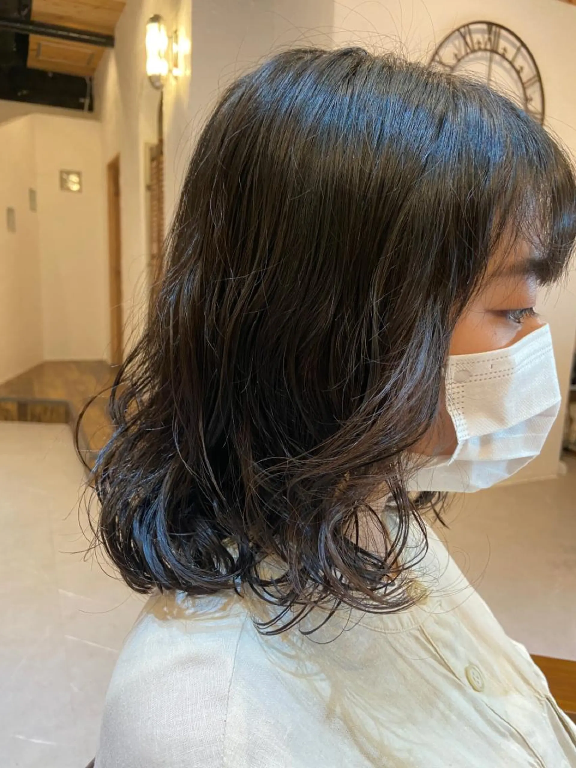 ミディアム パーマ 宮本 玲那のヘアスタイル