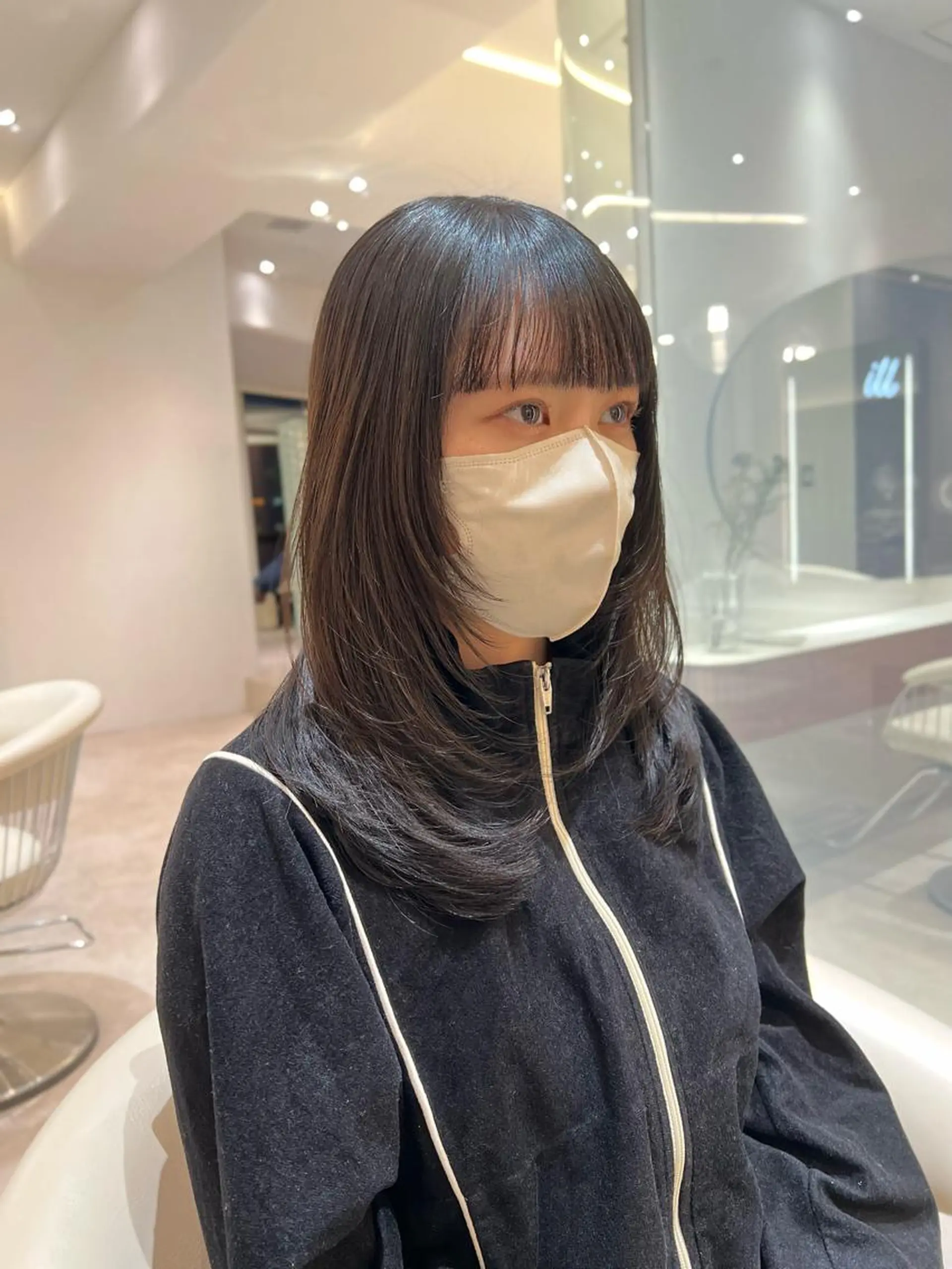 セミロング カラー ブルーカラー ブルーグレー ハイレイヤー 韓国風ヘア レイヤーカット カット 縮毛矯正 トリートメント ヘアセット 韓国レイヤー🇰🇷 韓国研修◎渋谷カイトのヘアスタイル