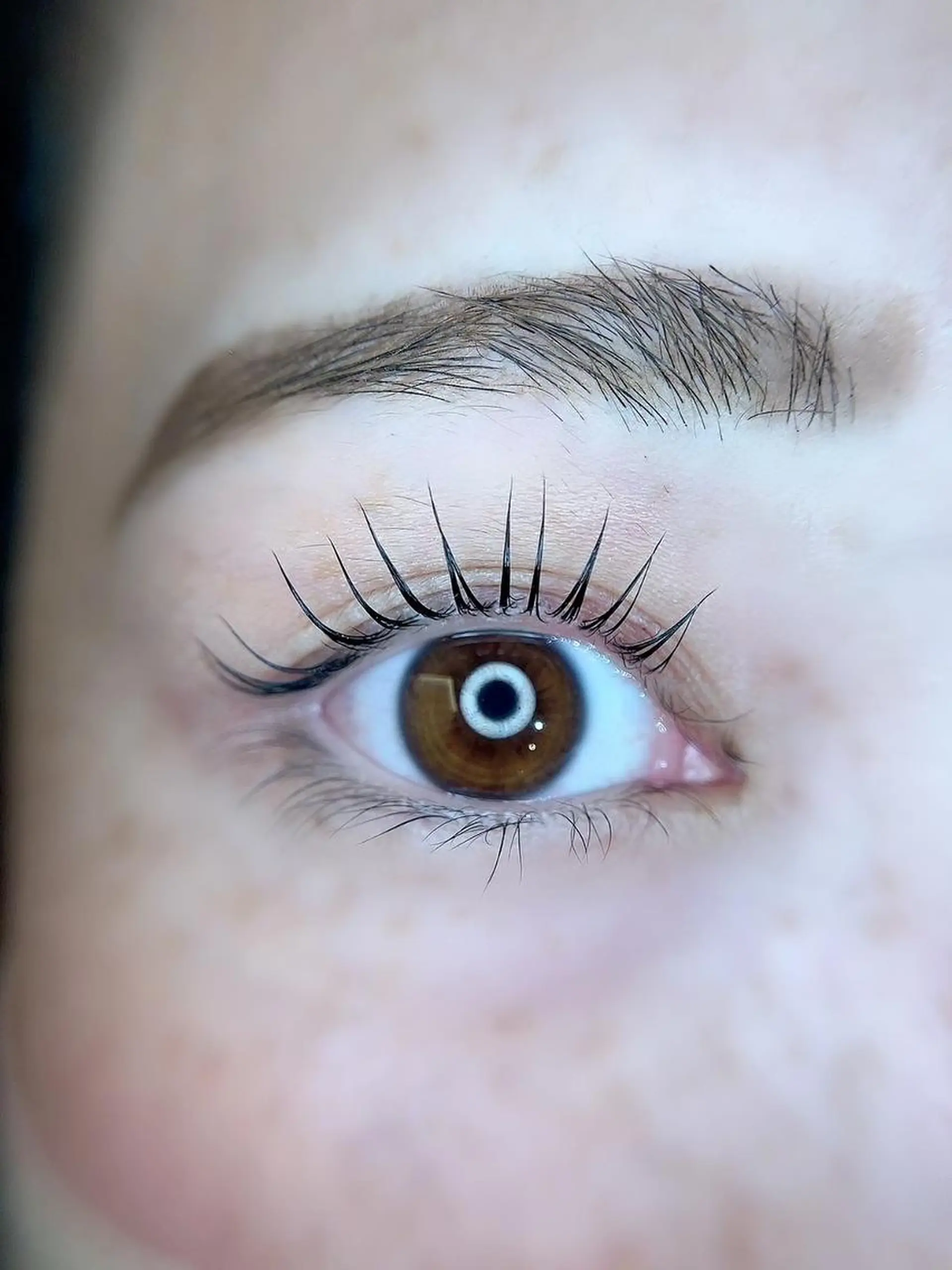 アイブロウ 北村 彩花のマツエク・マツパデザイン