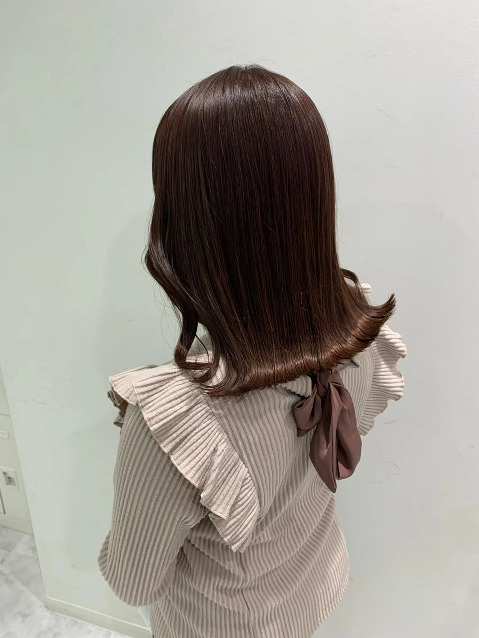 セミロング カラー 🪞ハイトーン🪞 🤍waka🤍のヘアスタイル