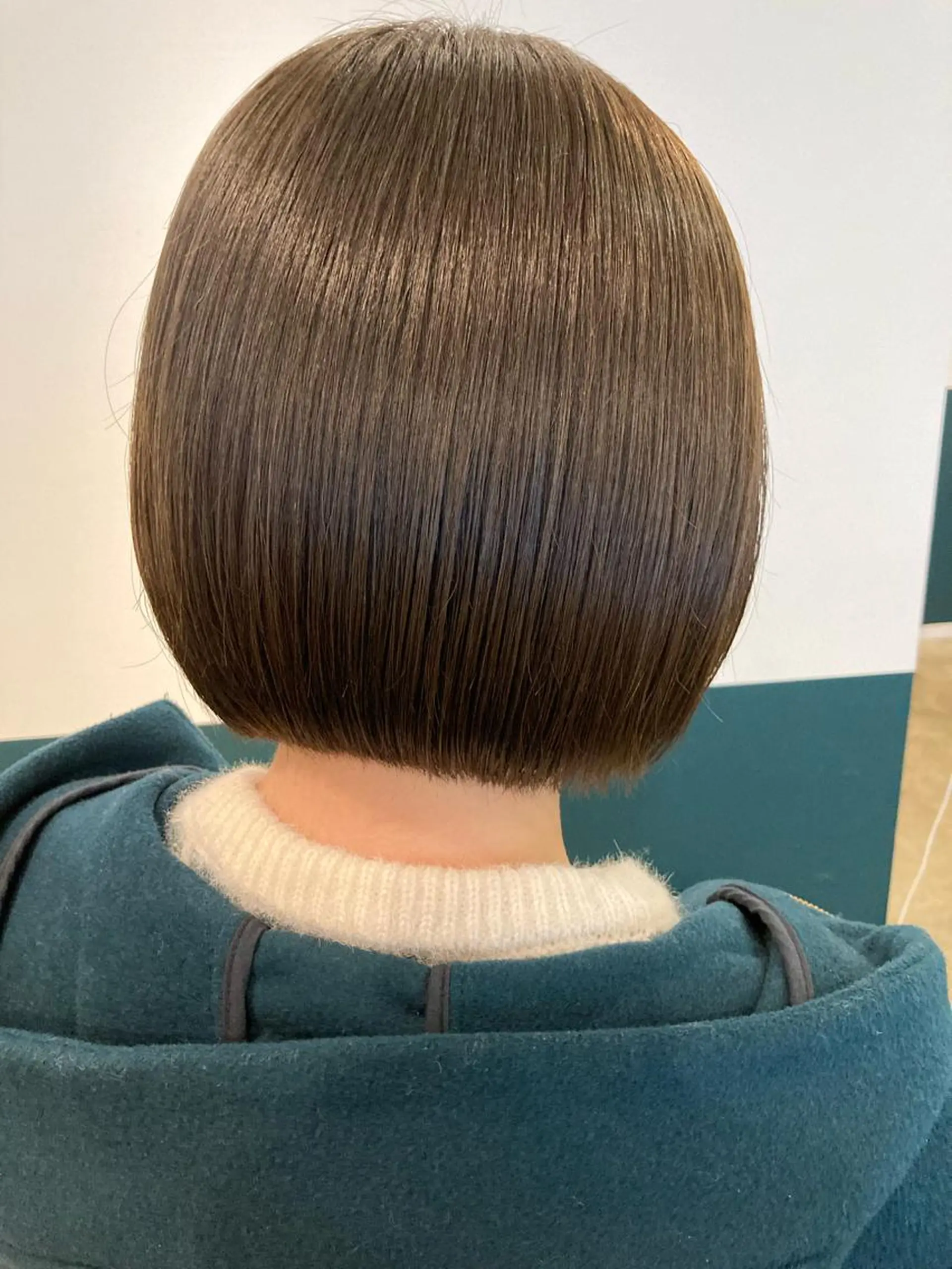 ショート カット ヘアカラー 高山 鳳成のヘアスタイル