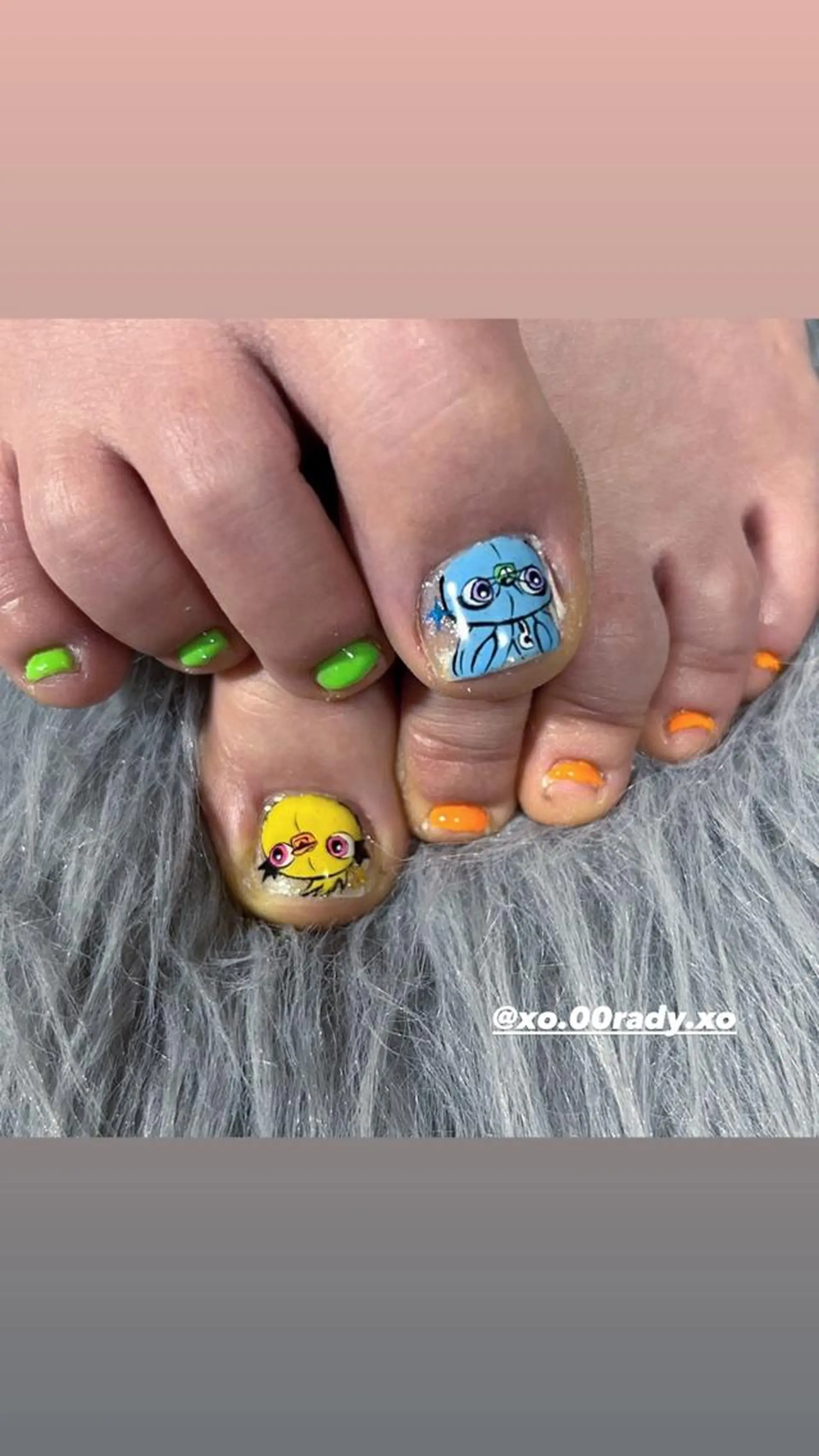 ショート ネイル フットネイル ⛓Miyu ⛓のネイルデザイン