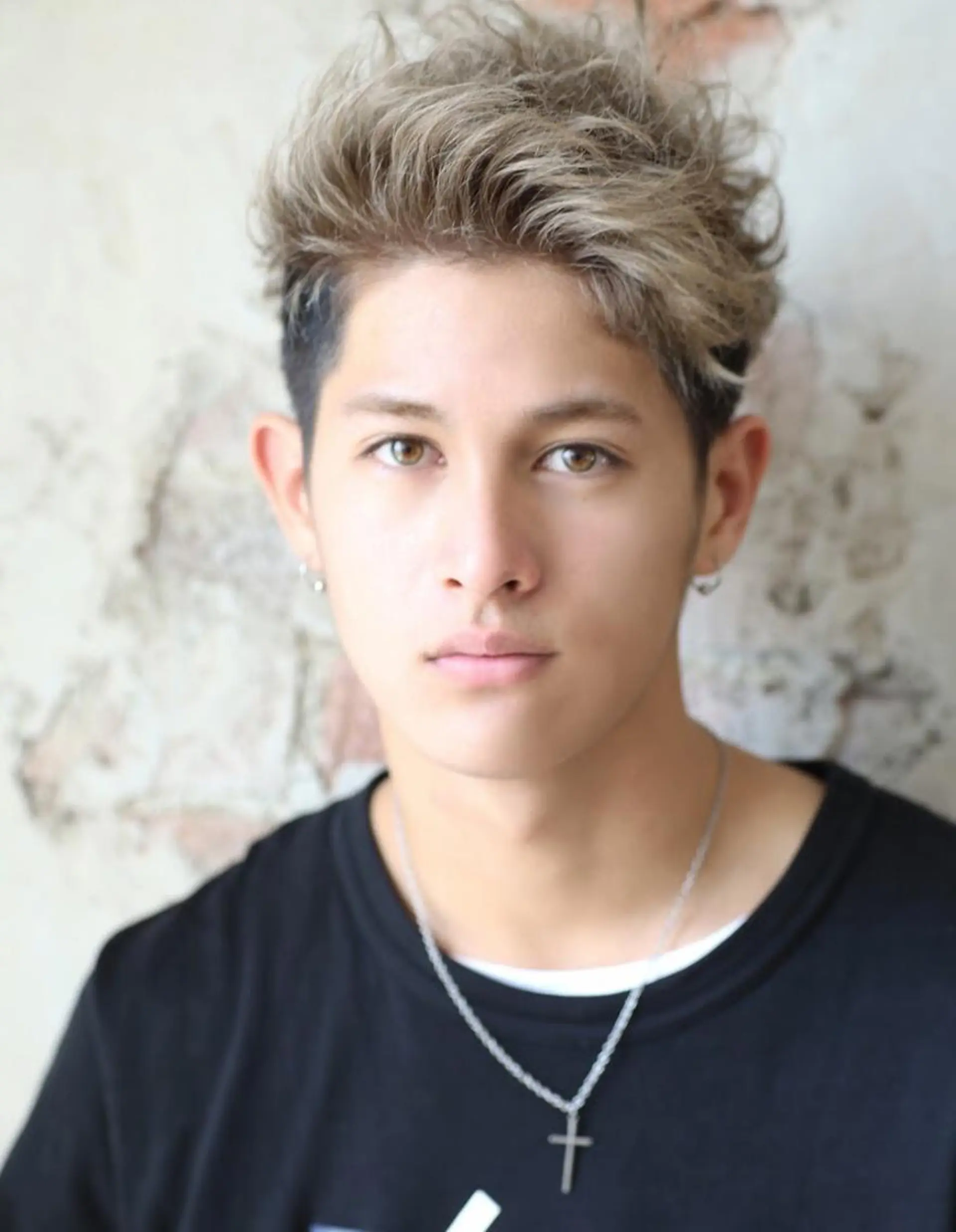 メンズ メンズブリーチ カット ヘアカラー トリートメント Soleria /ソレリア所属・メンズカットのプロ 田中慎一のヘアスタイル