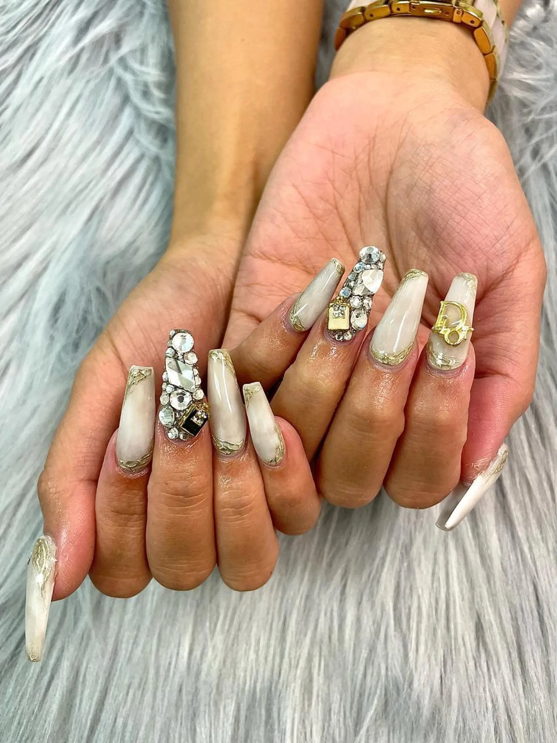 ネイル MADIA所属・MADIA SHIANのネイルデザイン