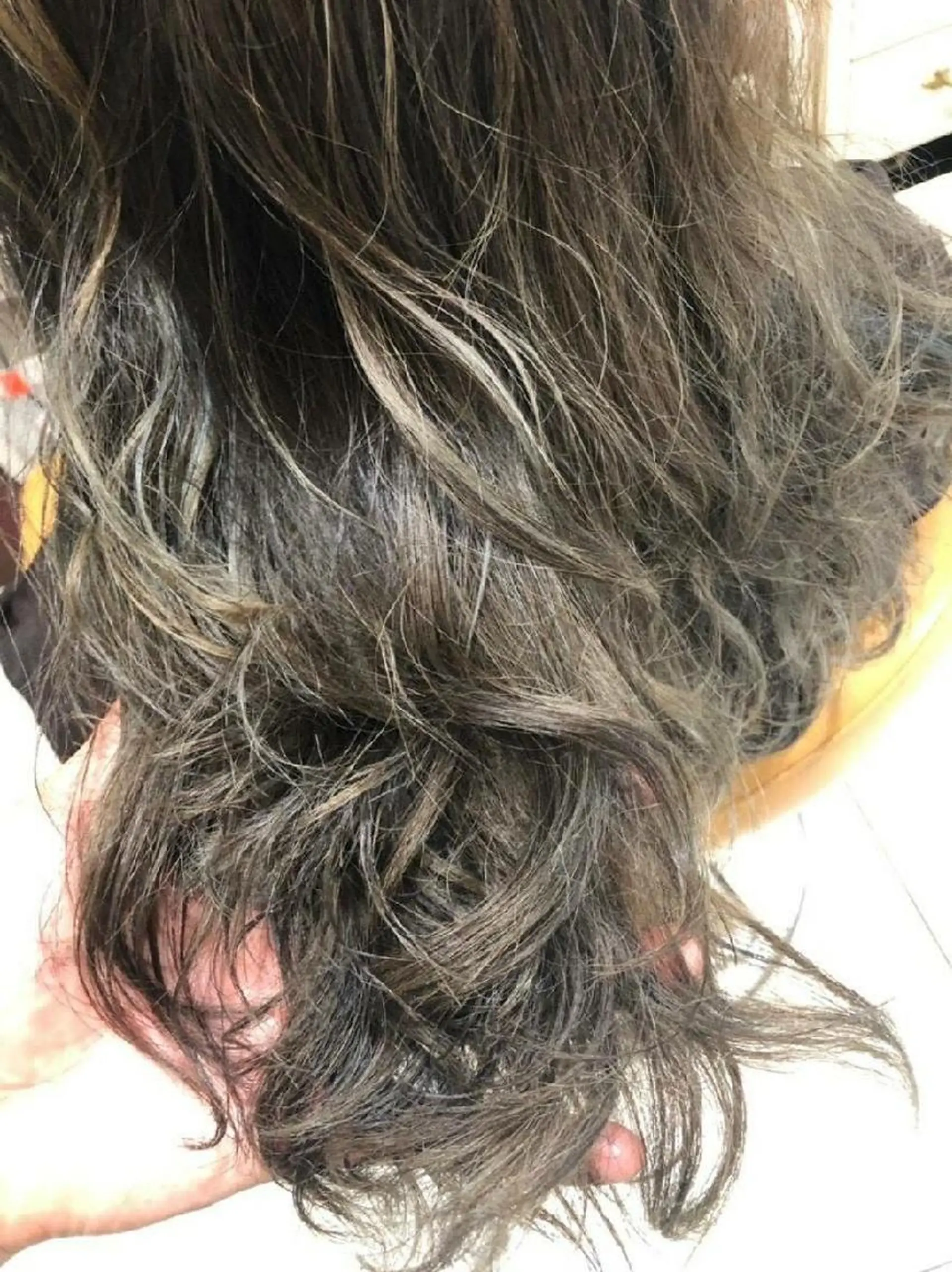 カラー 平川 直子のヘアスタイル