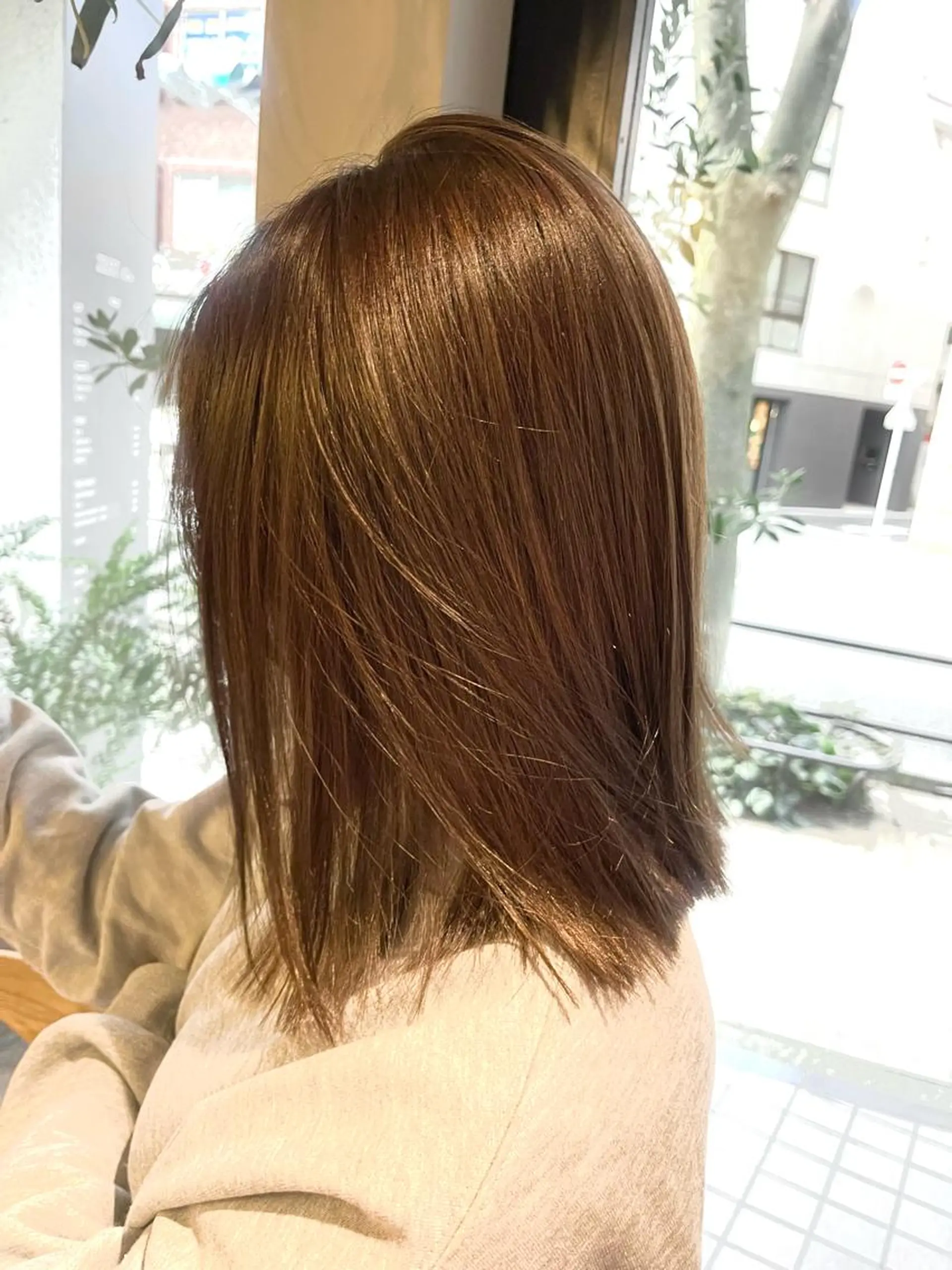 ミディアム カット 縮毛矯正 トリートメント ano @anomukuiのヘアスタイル