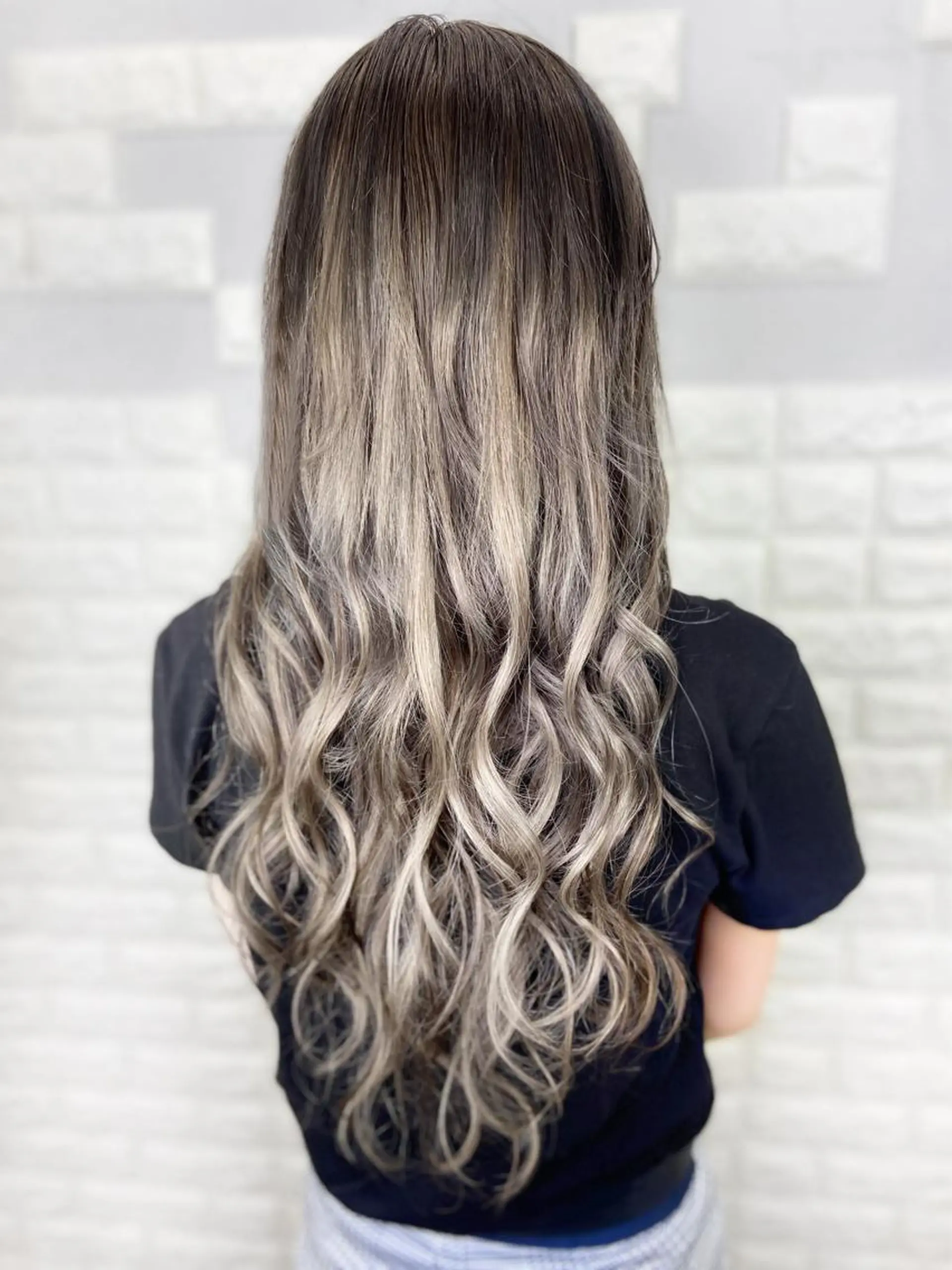 セミロング カラー ヘアアレンジ ヘアカラー エクステ Shelltie Fiel (シェルティフィエル)所属・次世代シールエクステ 錦糸町 小泉 朋之のヘアスタイル