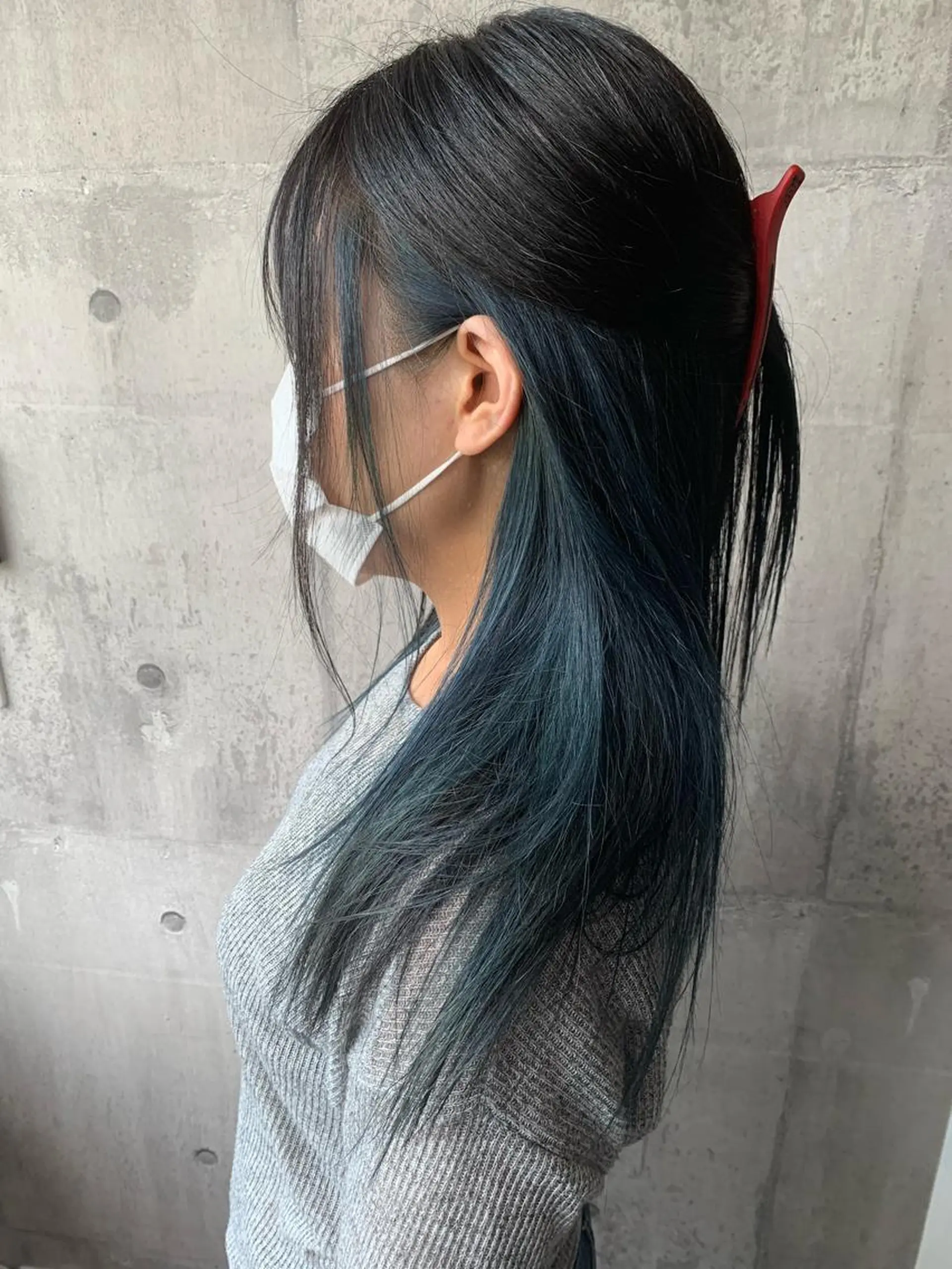 ミディアム カラー ブルーカラー インナーカラー mimiiy梅田 中崎町ハイトーンのヘアスタイル