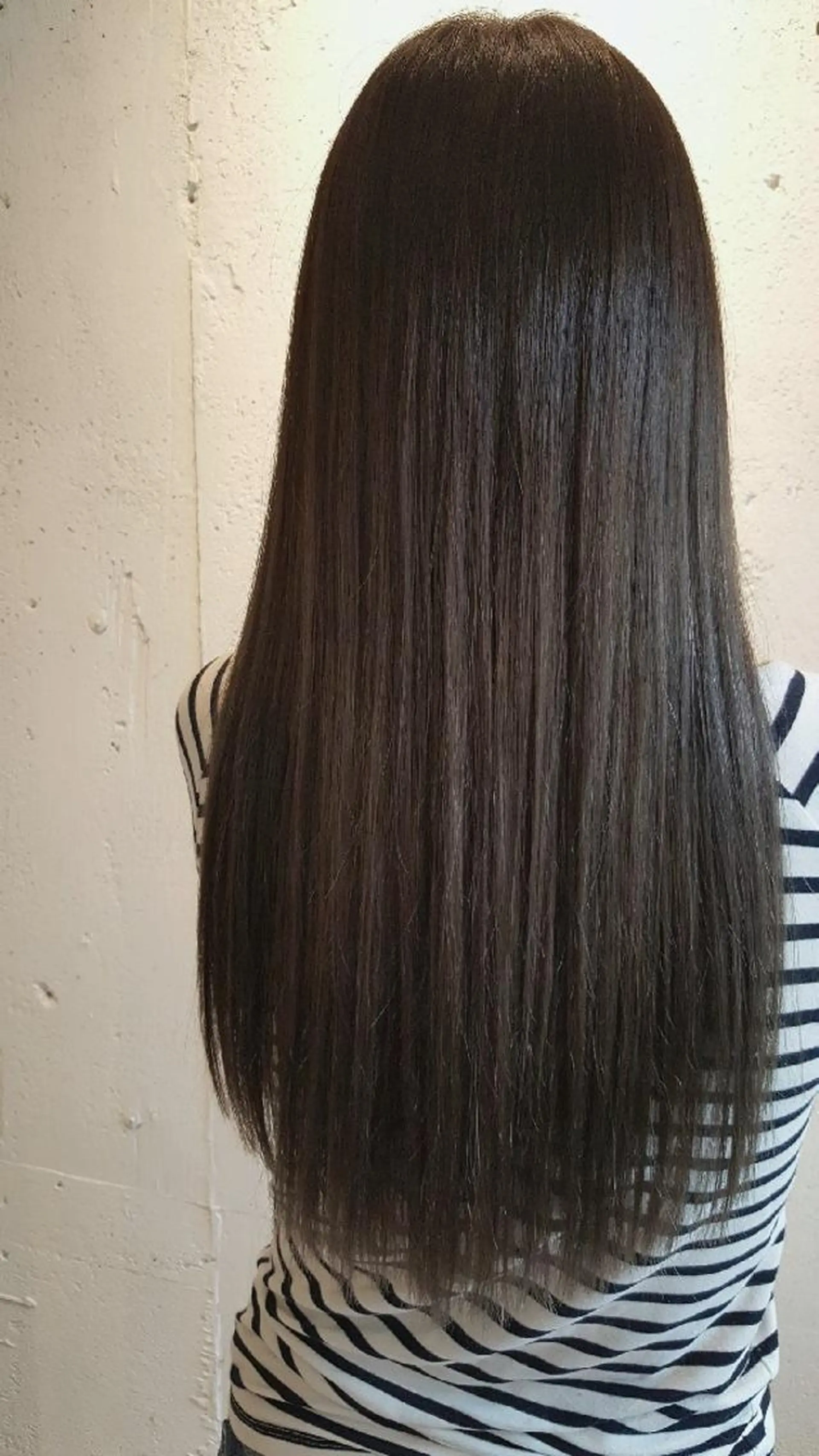 ロング アッシュ カット トリートメント あらき ちさとのヘアスタイル