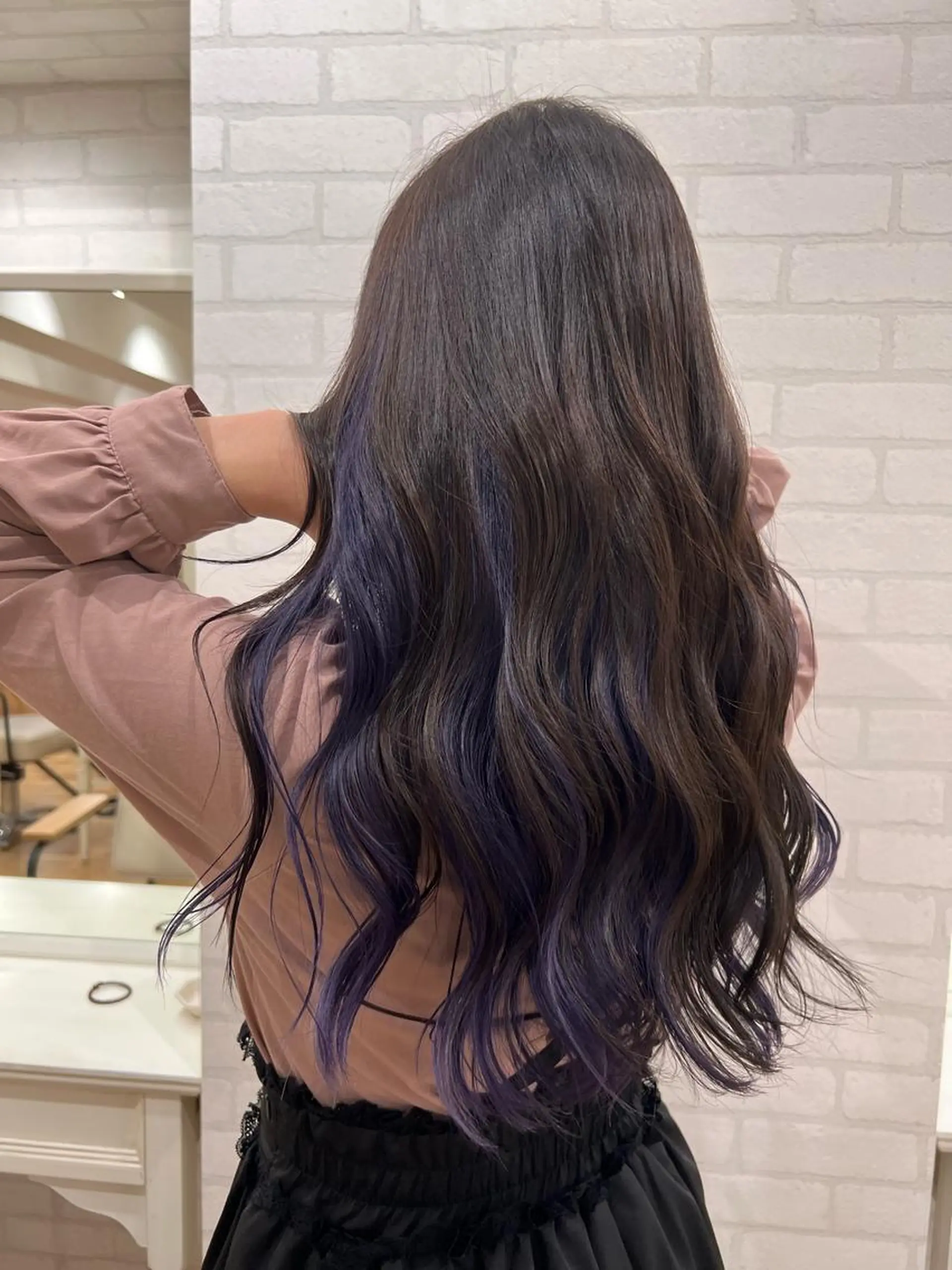 ロング カラー 笹江 瑞穂のヘアスタイル