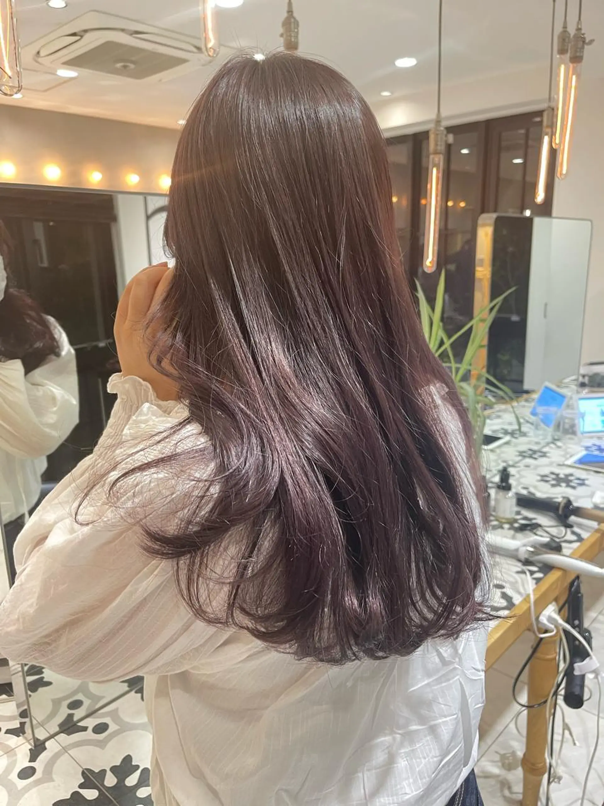 ロング カラー ラベンダーカラー ヘアカラー トリートメント ヘッドスパ ラベンダー/レイヤー スタイル🤎mamiのヘアスタイル