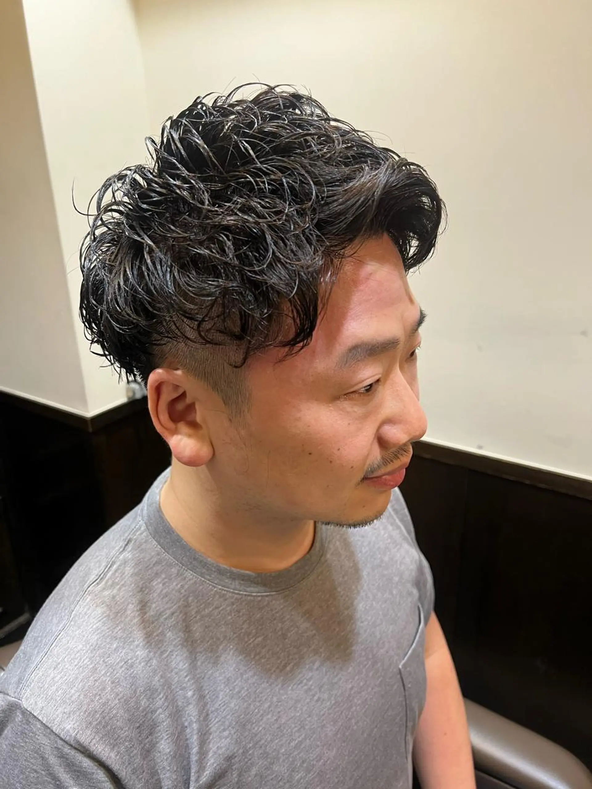 ショート パーマ メンズ 圓子 快のヘアスタイル