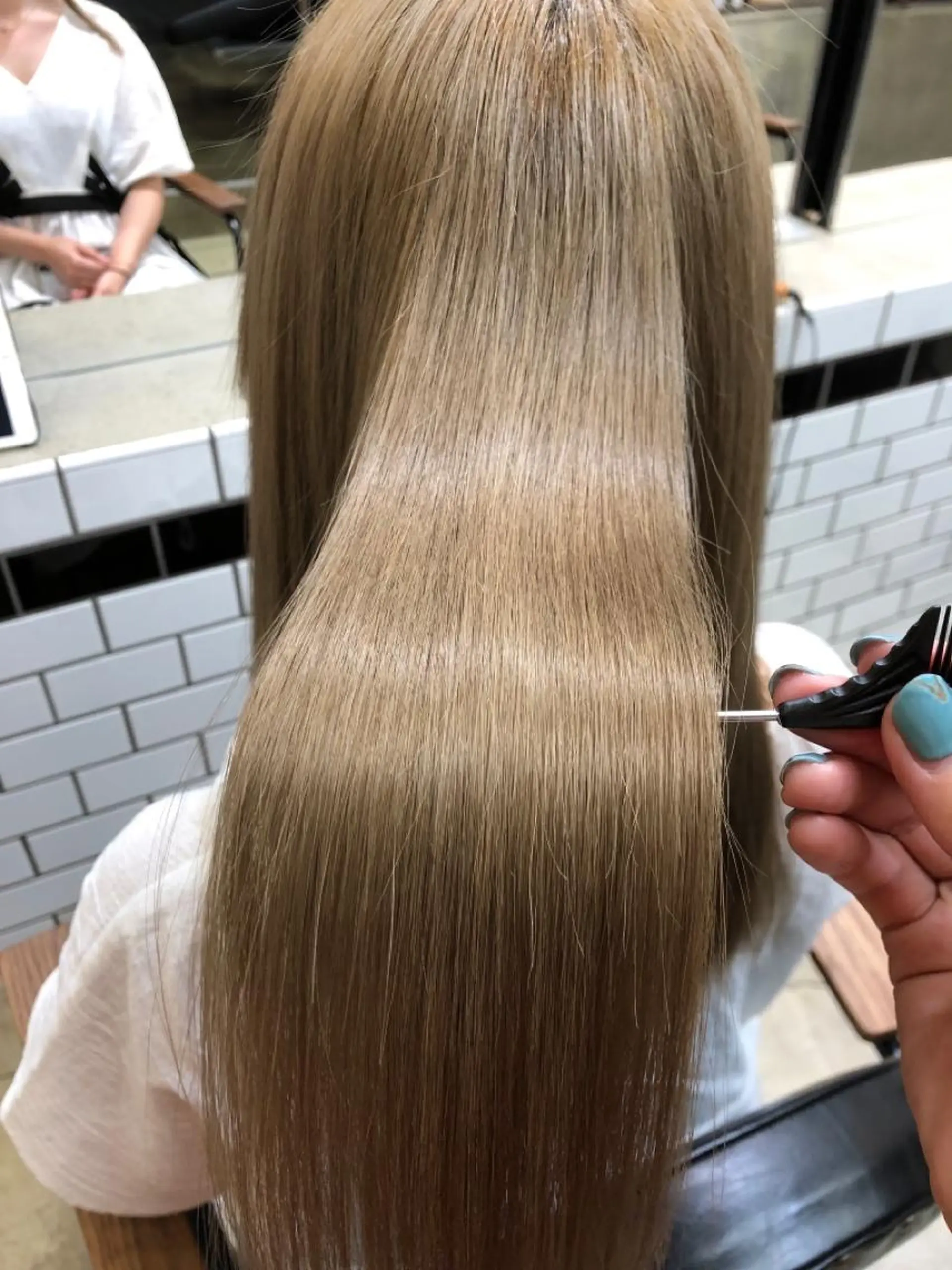 ロング カラー 🌈本物の髪質改善 森田涼平のヘアスタイル