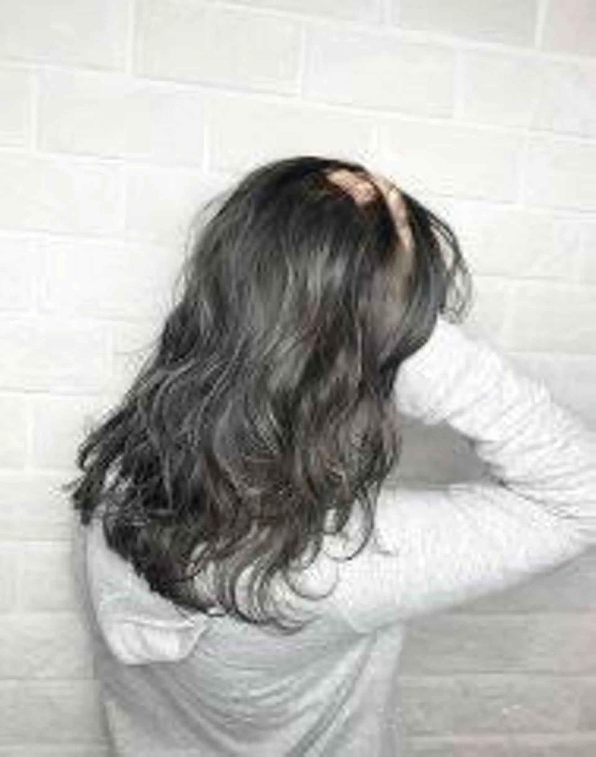 ロング カット ヘアカラー 中田 慶真のヘアスタイル