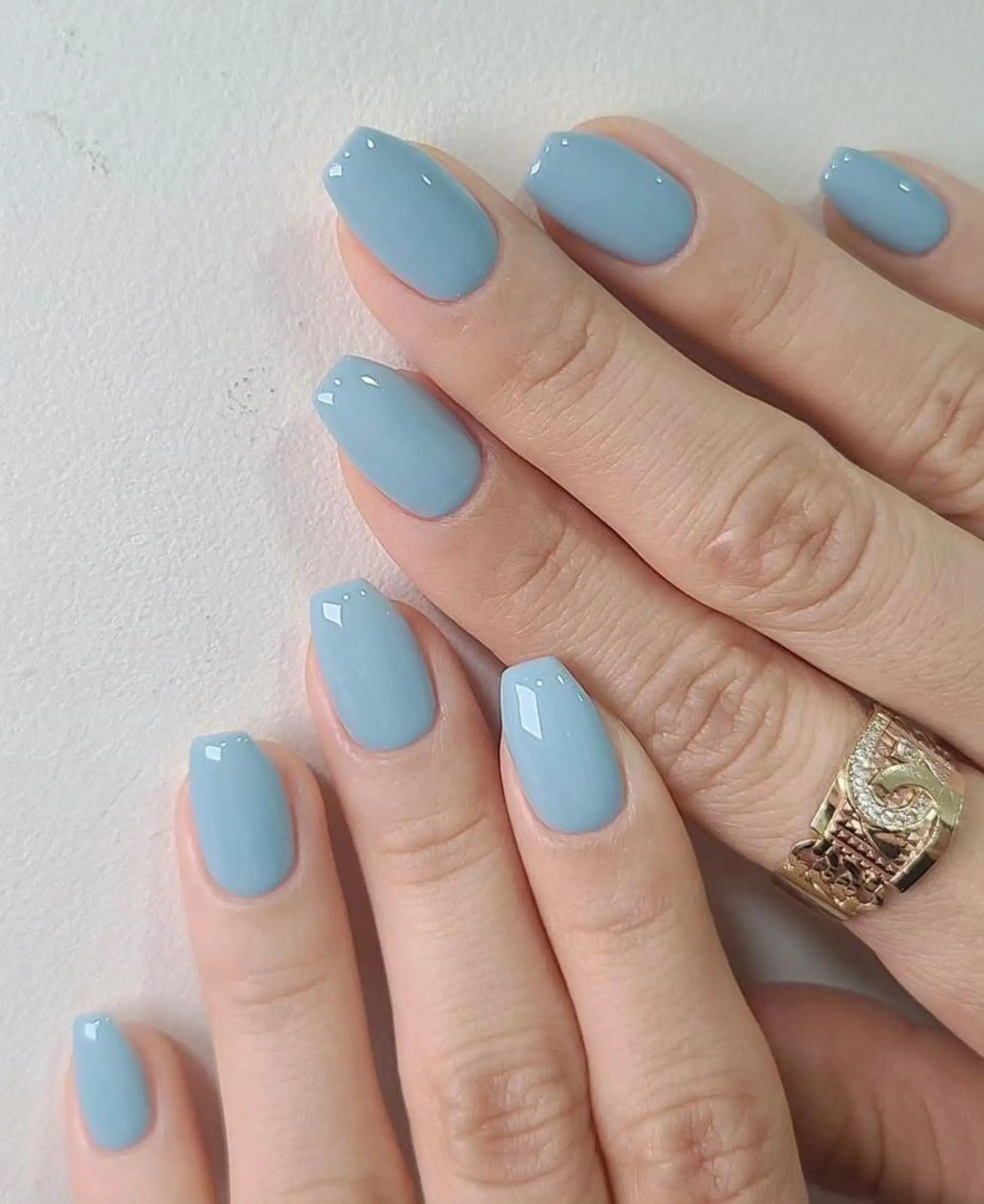 ネイル RAFFINE haru🦋🩵のネイルデザイン