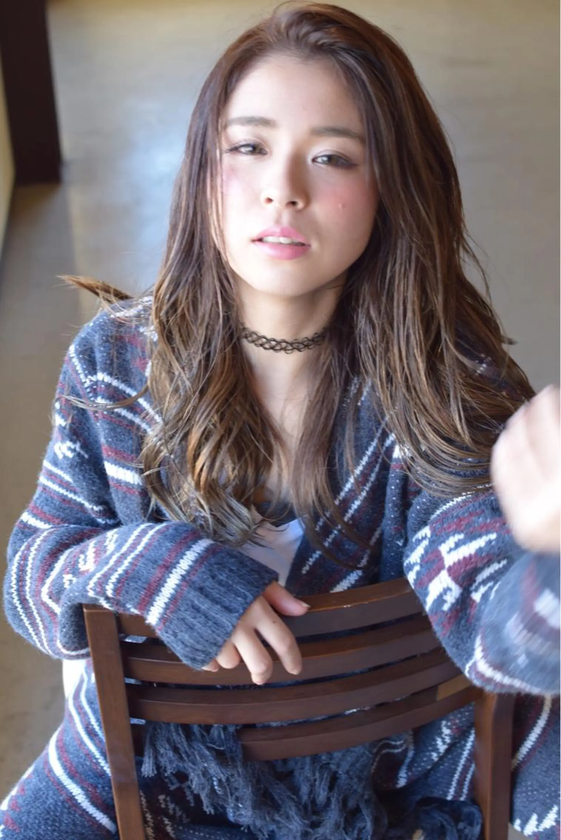 ミディアム セミロング ロング カラー パーマ ヘアアレンジ バレイヤージュ レイヤーカット 今泉 直裕のヘアスタイル