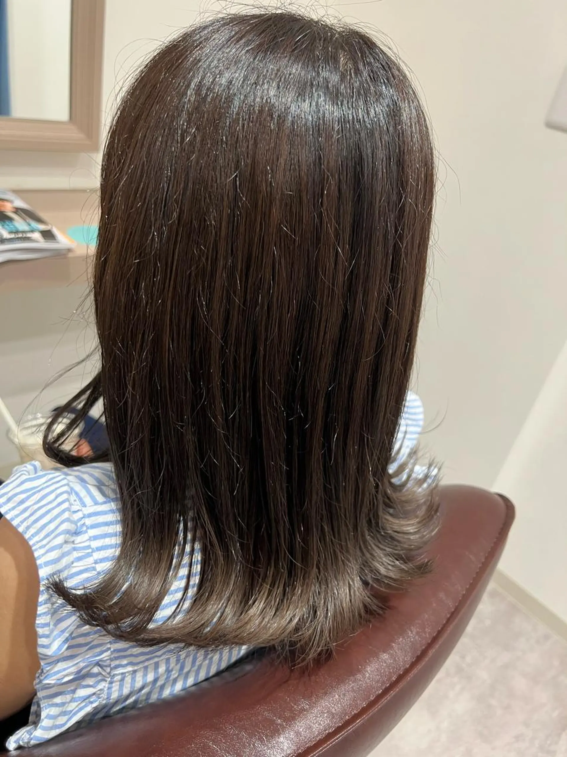 ミディアム ヘアカラー トリートメント 井上 美春のヘアスタイル