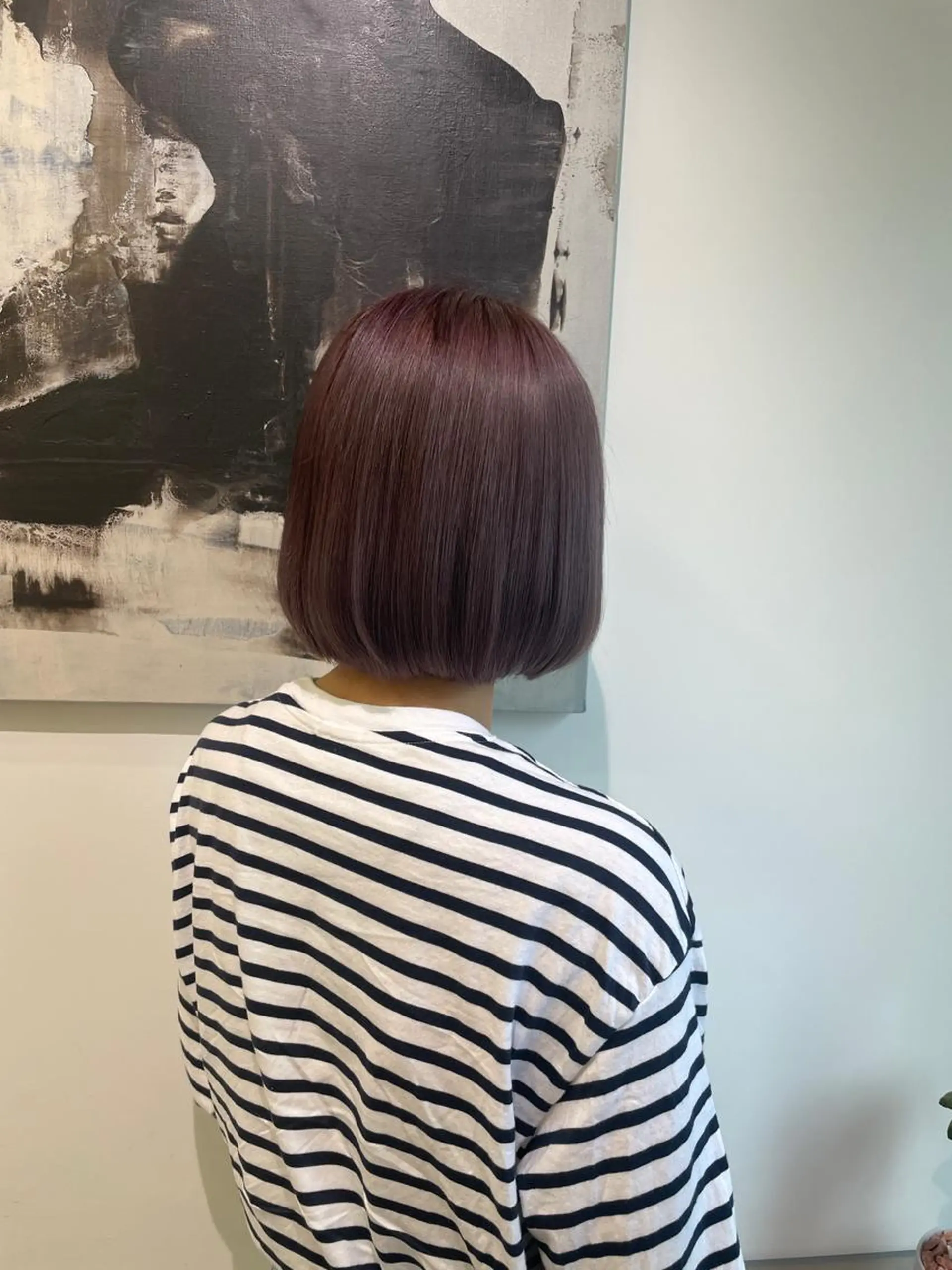 ショート カラー elena byartefice所属・安達 萌花のヘアスタイル