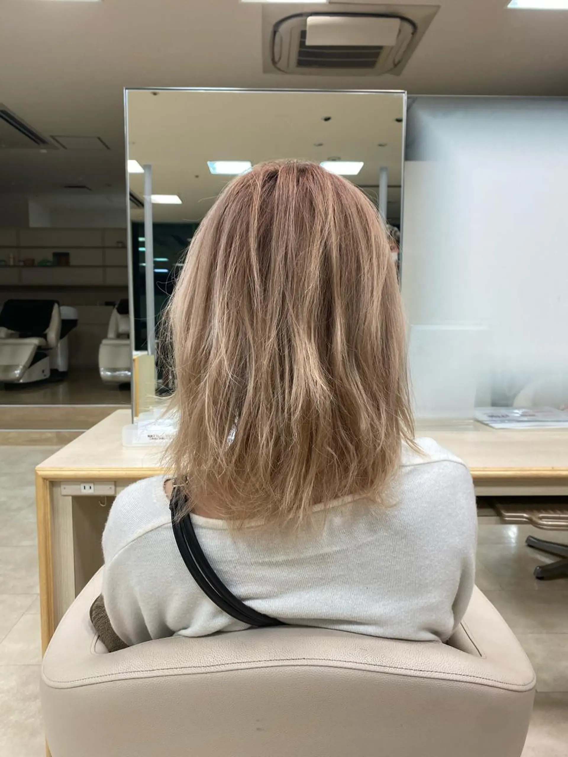 ミディアム レイヤー/ウルフ🤎 mayo.のヘアスタイル