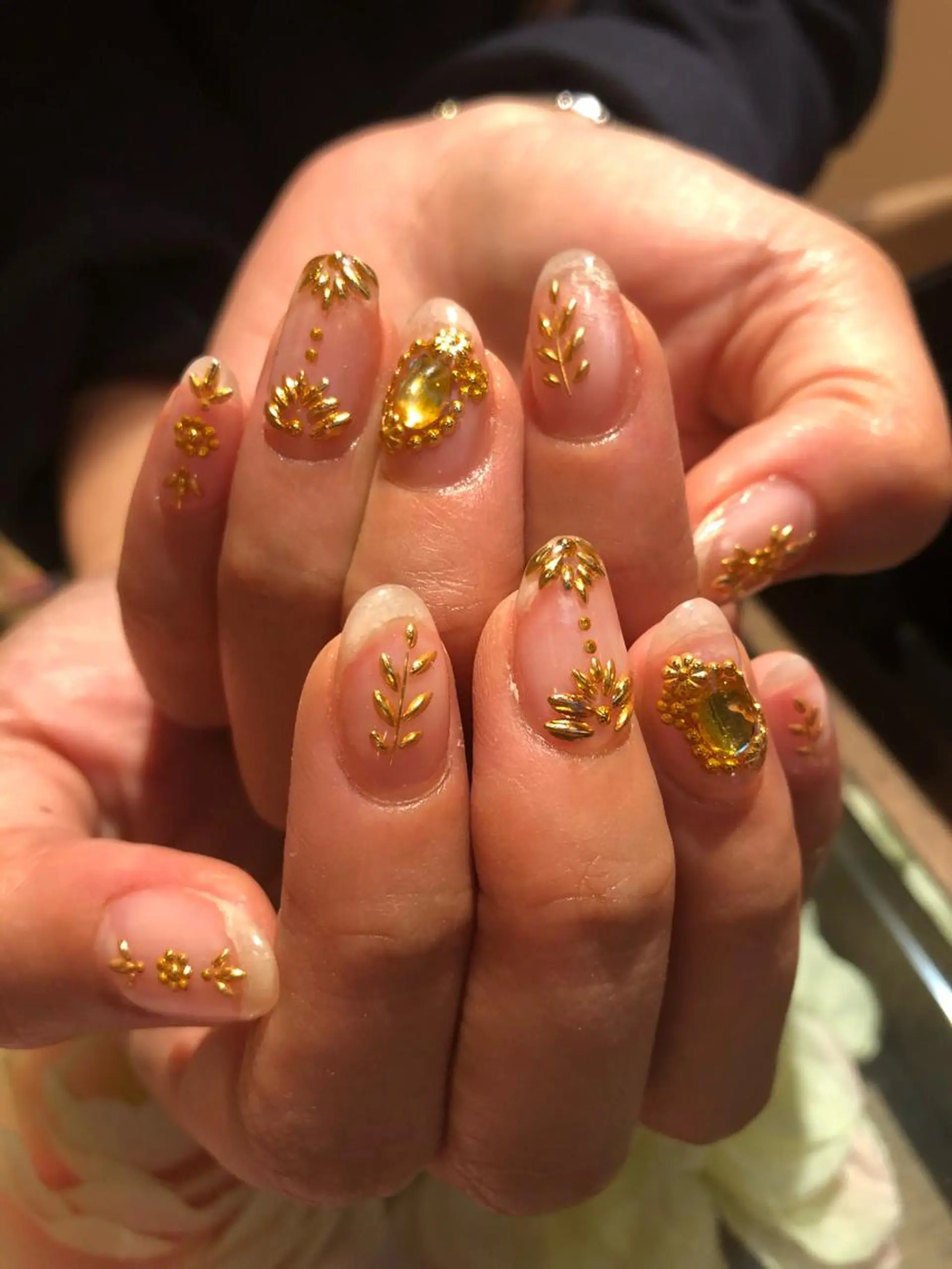 ネイル Nest 三田のマツエク・マツパデザイン