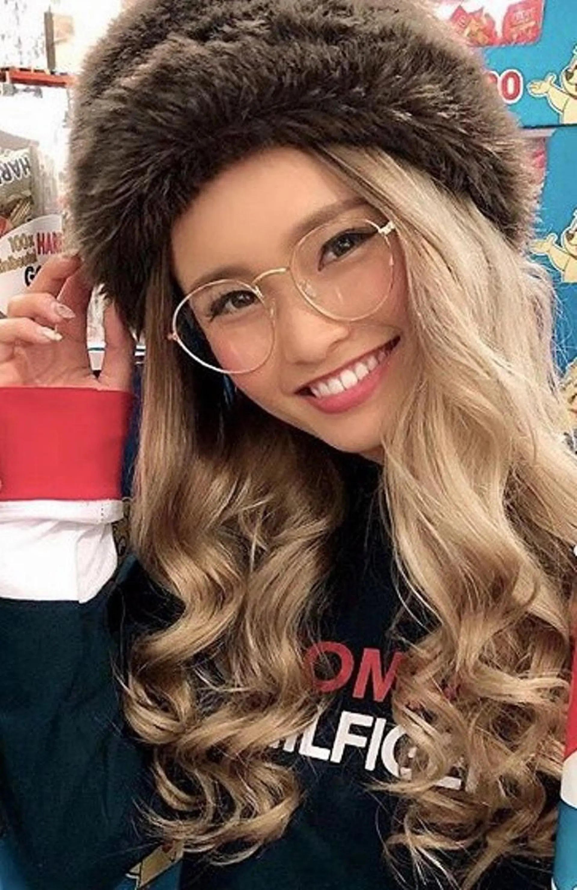 ロング カラー パーマ ヘアアレンジ Device ディバイスのヘアスタイル