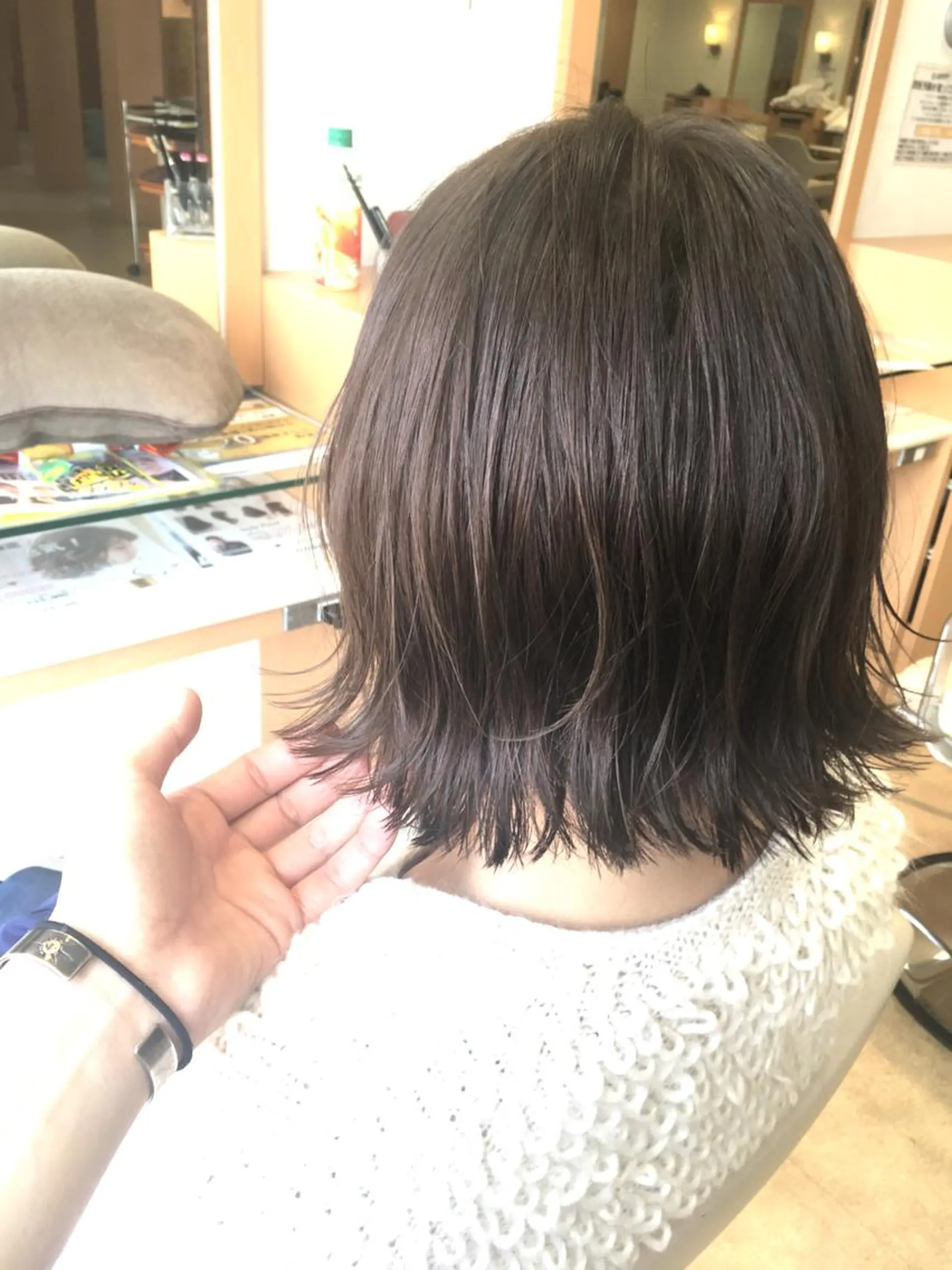ミディアム 🐝肥田 しょーと🐝のヘアスタイル