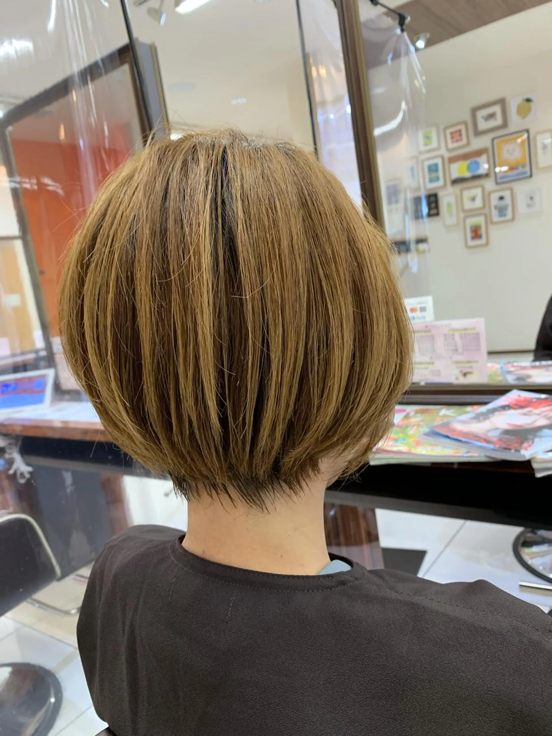 ショート カラー ヘアカラー EARTH池田 一之のヘアスタイル